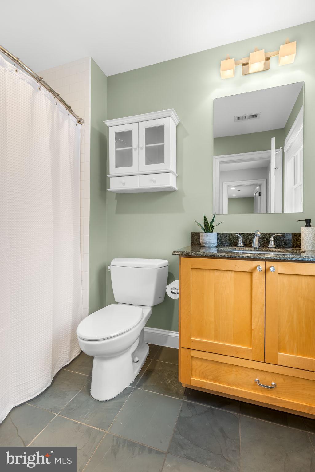 BERKSHIRE OAKWOOD - Residential