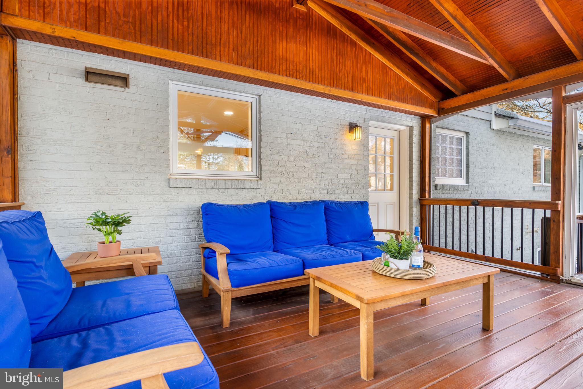 BERKSHIRE OAKWOOD - Residential