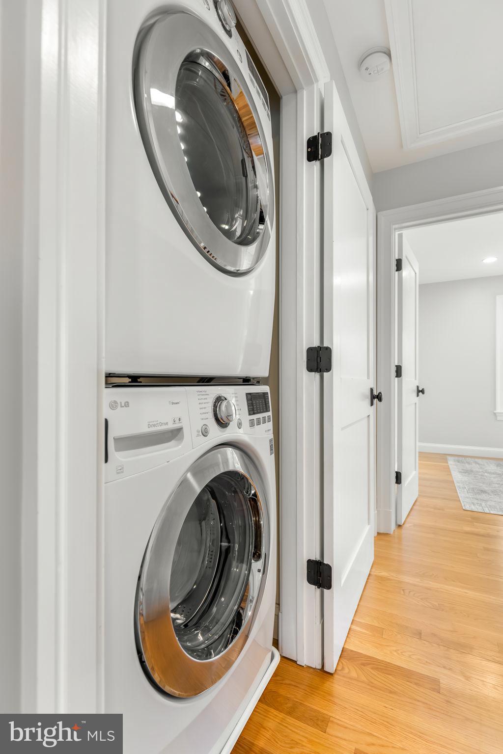 BERKSHIRE OAKWOOD - Residential