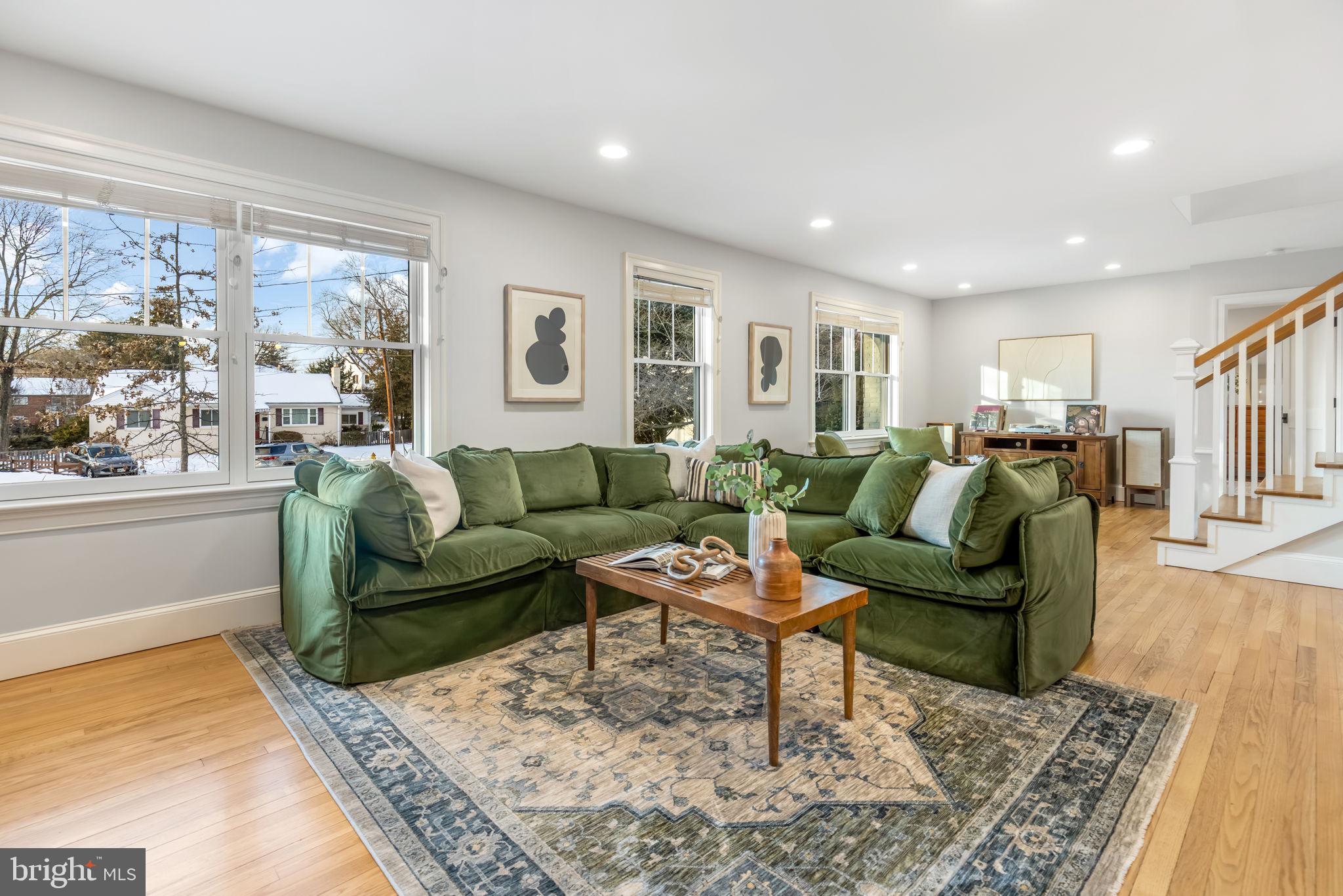 BERKSHIRE OAKWOOD - Residential