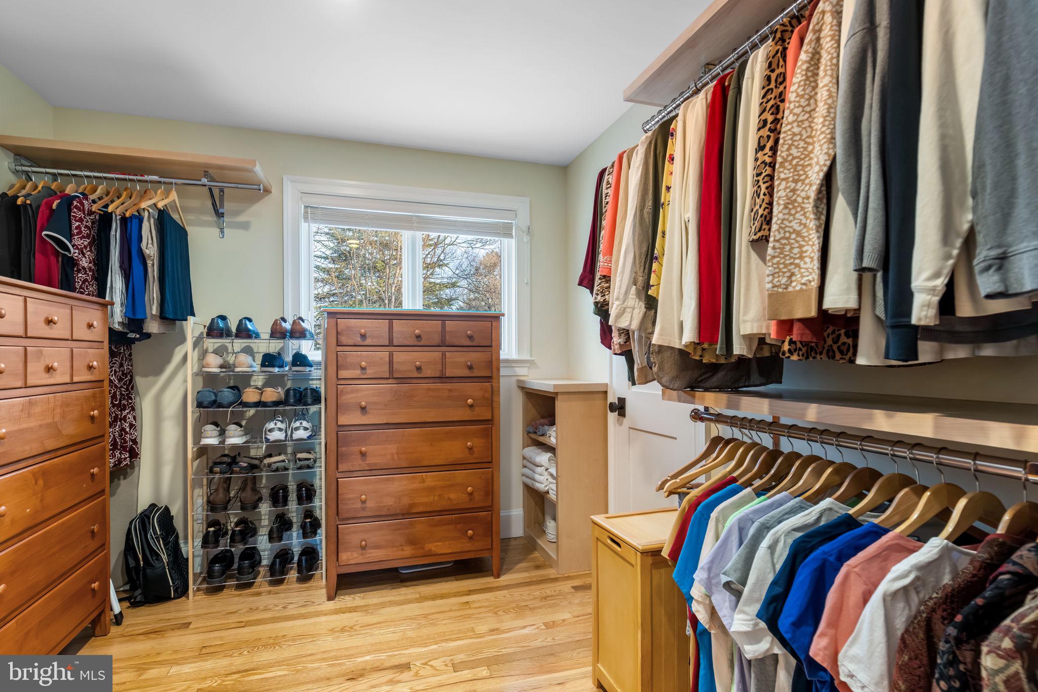 BERKSHIRE OAKWOOD - Residential