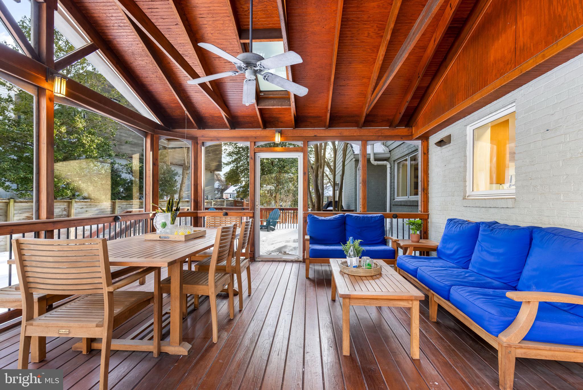 BERKSHIRE OAKWOOD - Residential