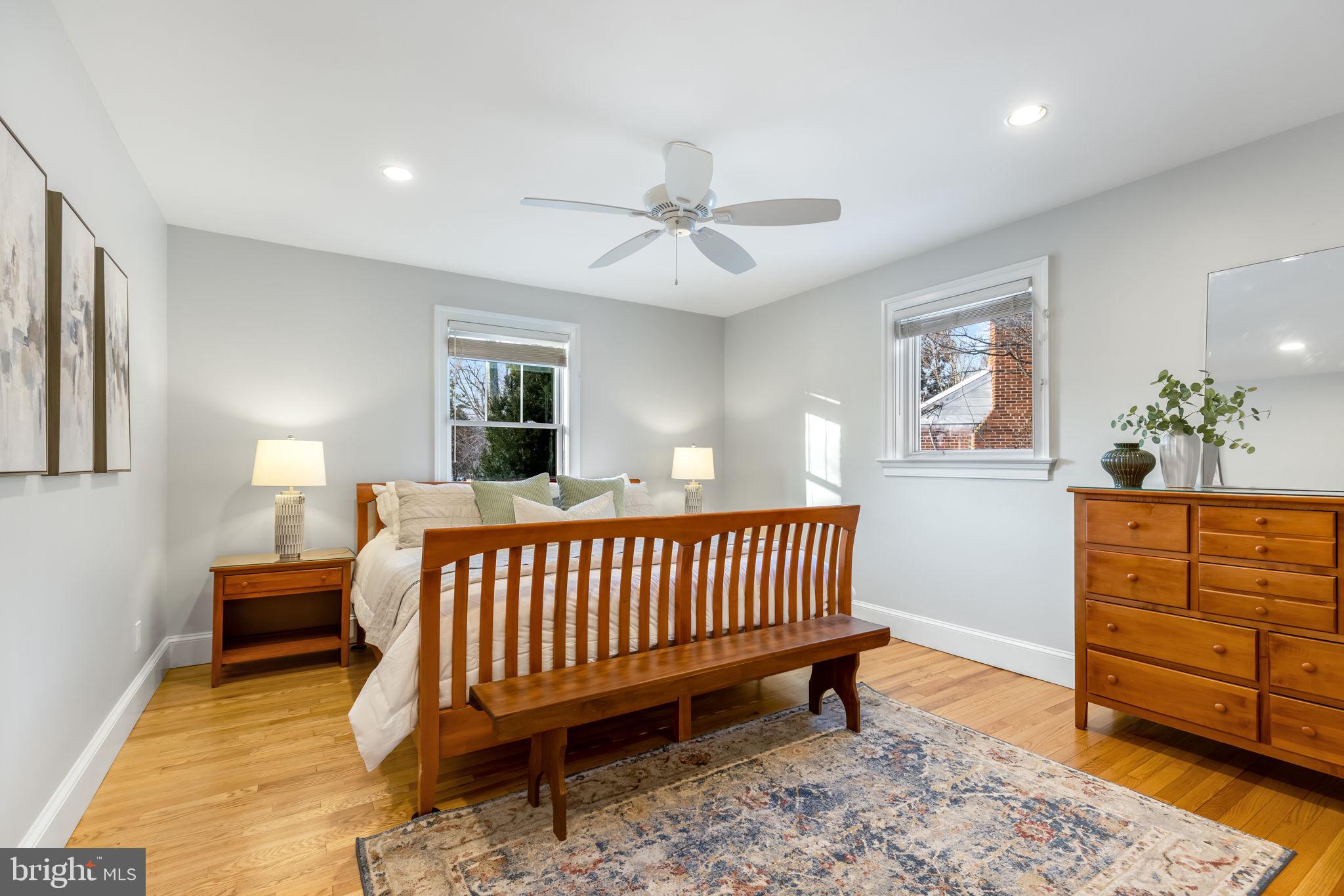 BERKSHIRE OAKWOOD - Residential