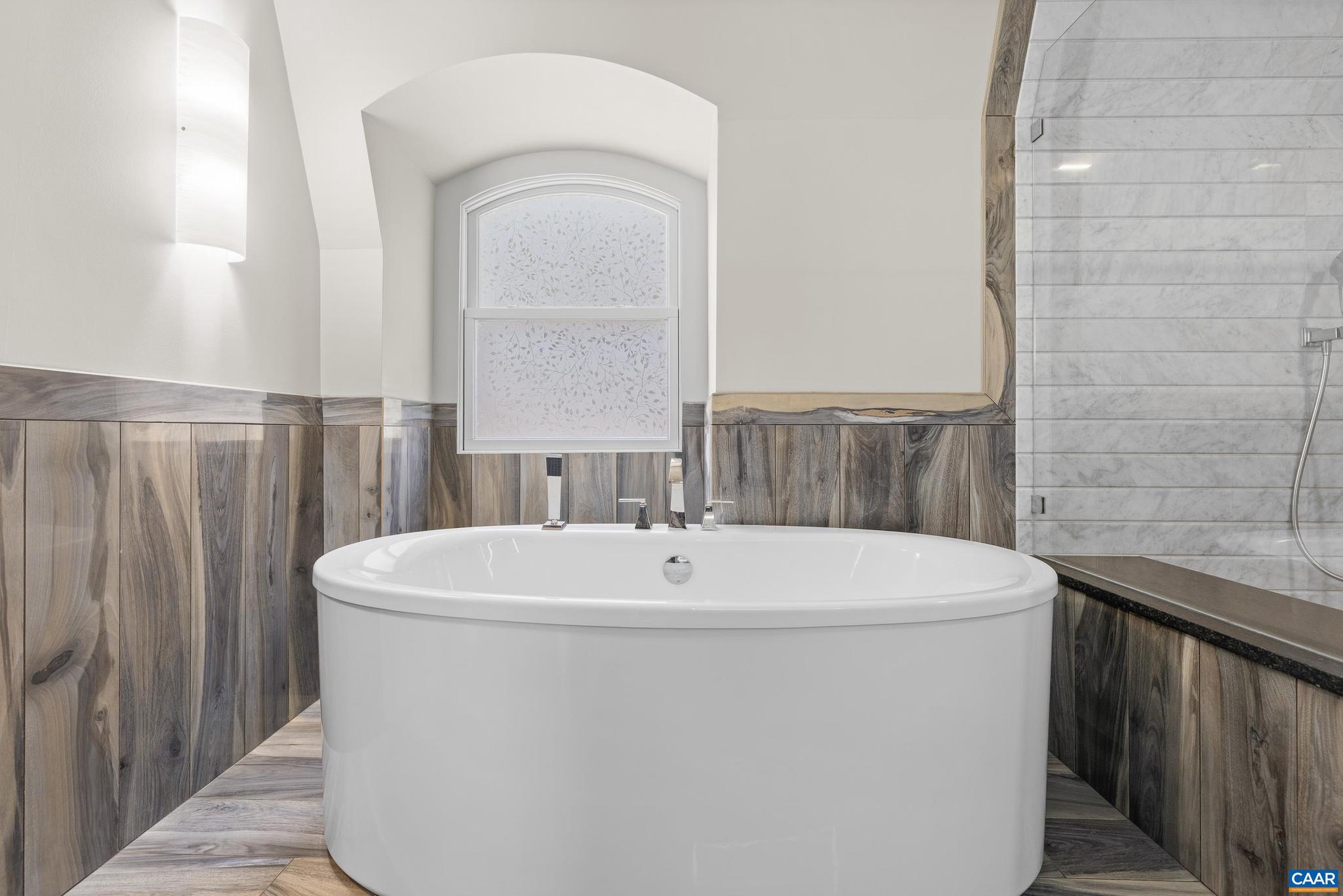 MARSHALL MANOR - Residential