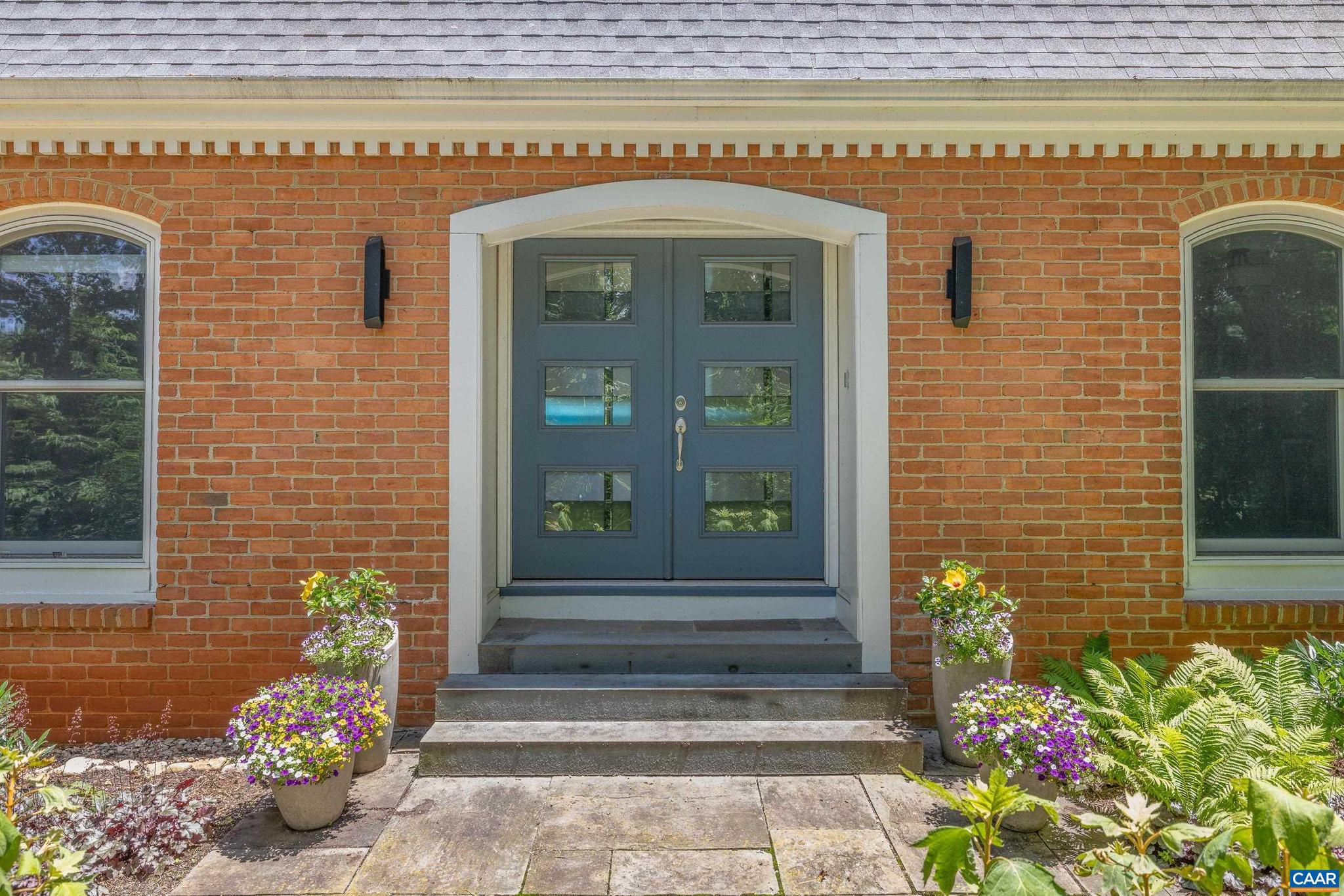 MARSHALL MANOR - Residential