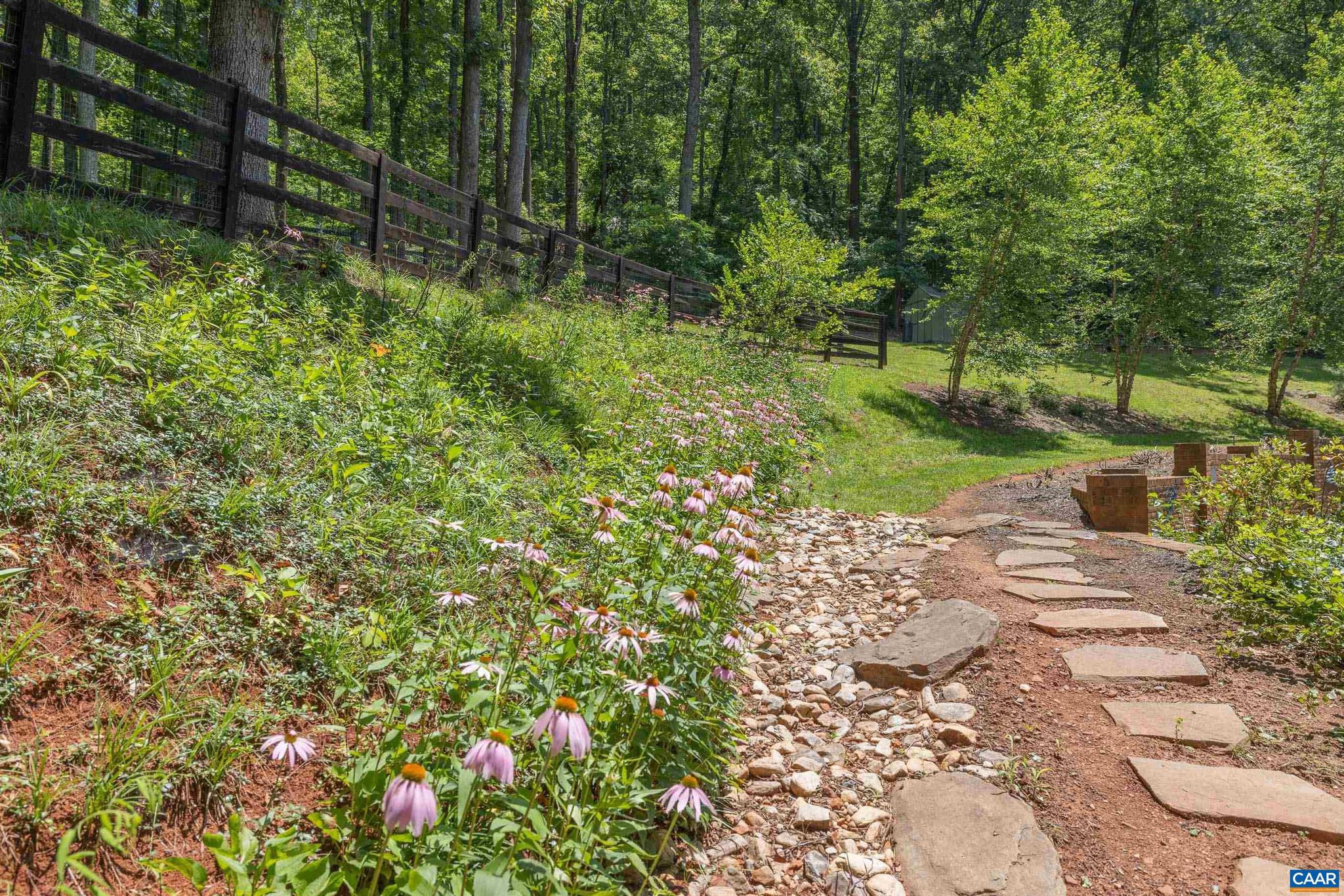 MARSHALL MANOR - Residential