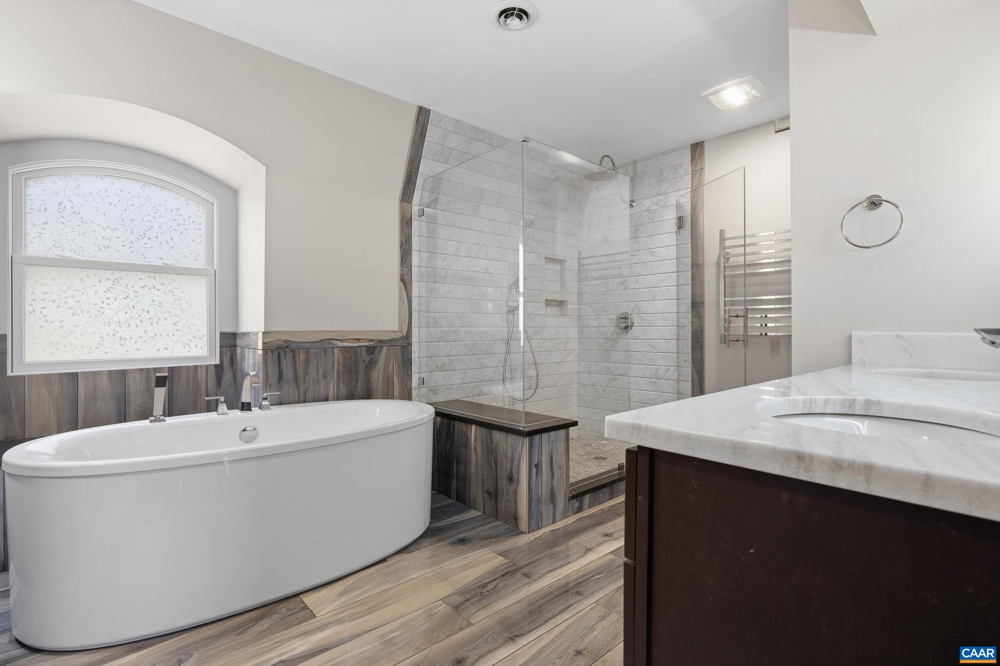 MARSHALL MANOR - Residential