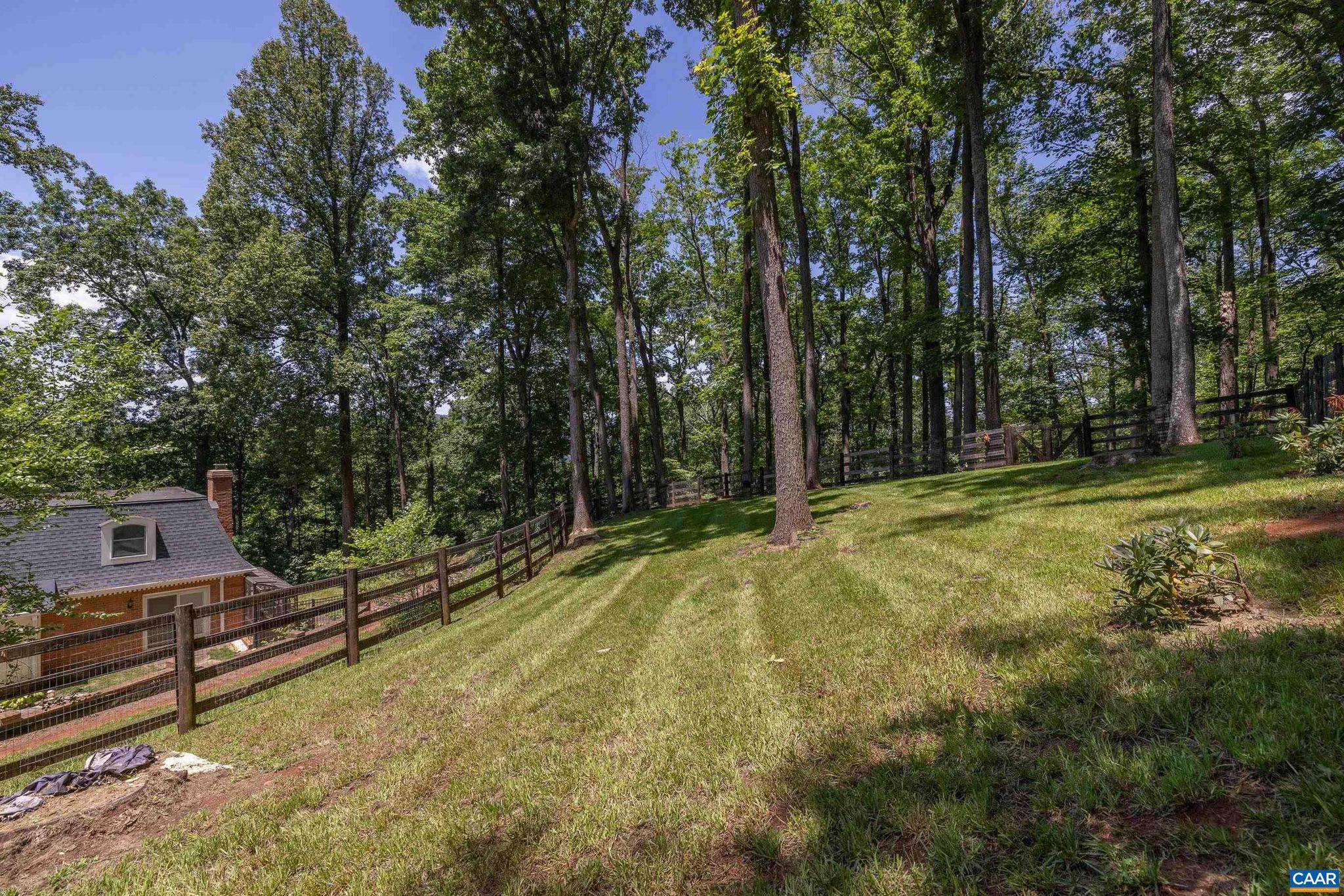 MARSHALL MANOR - Residential