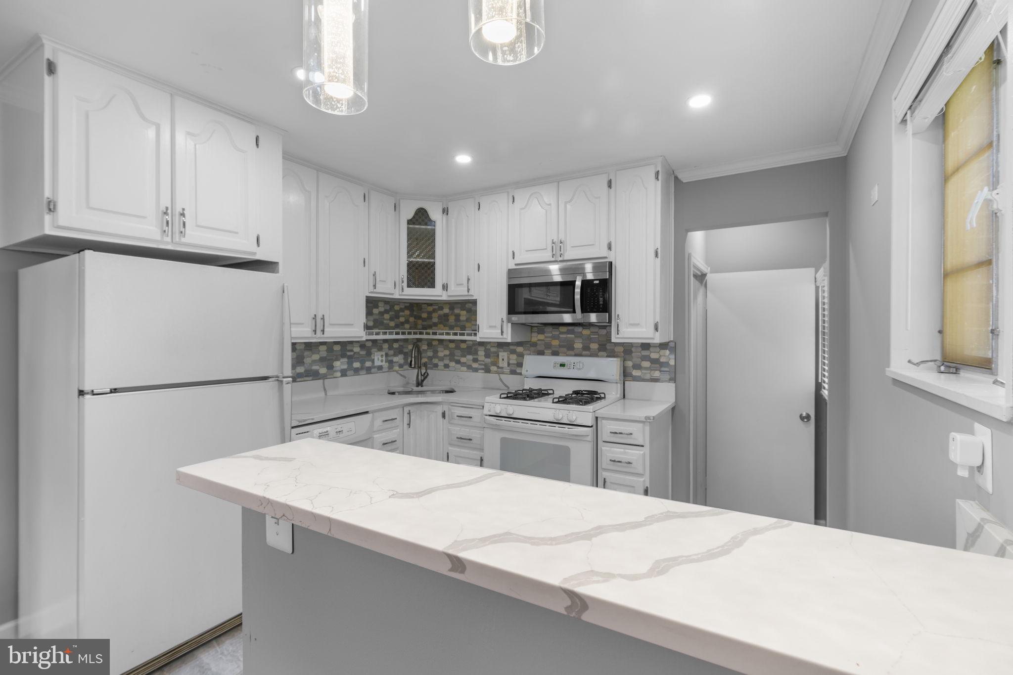 NORTHWOOD PARK VIEW - Residential Lease