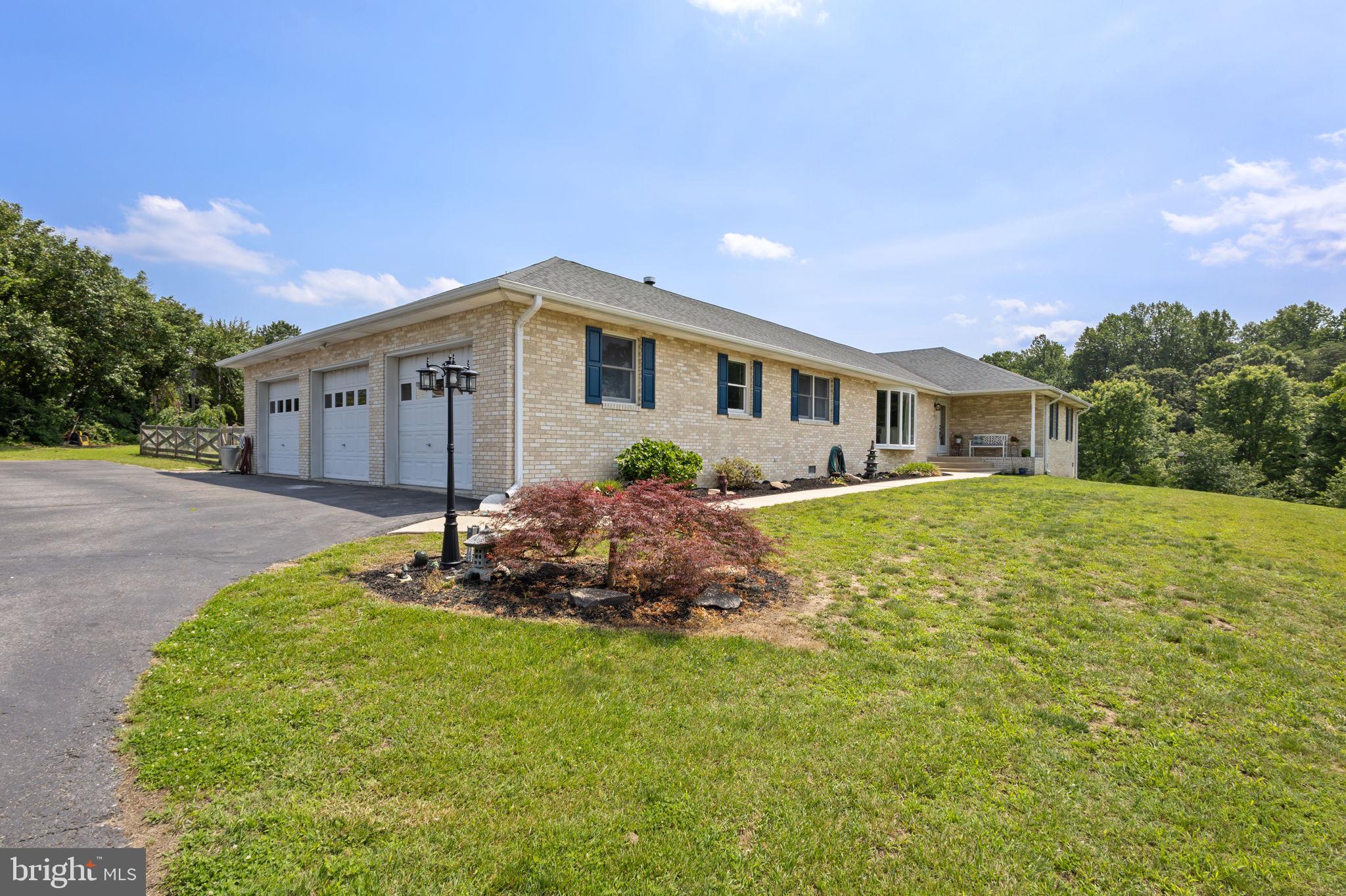 811 WHITE MARSH COURT