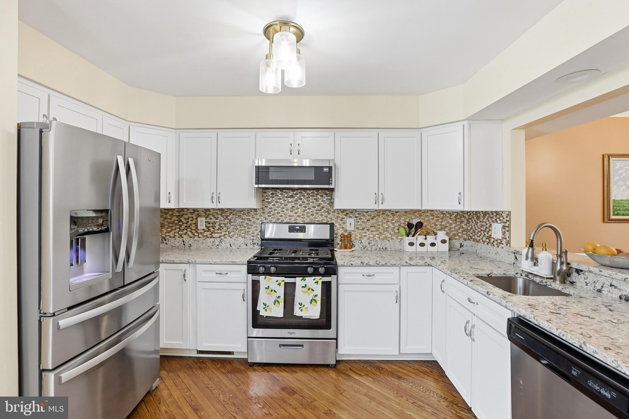 RUSSETT - Residential