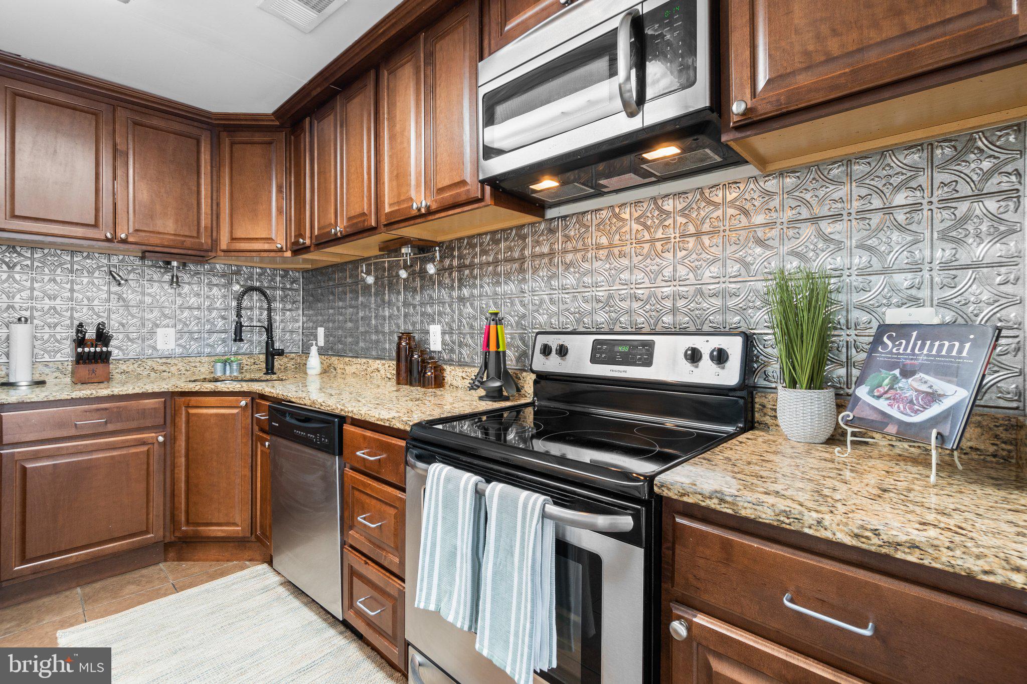 GERMANTOWN PARK - Residential