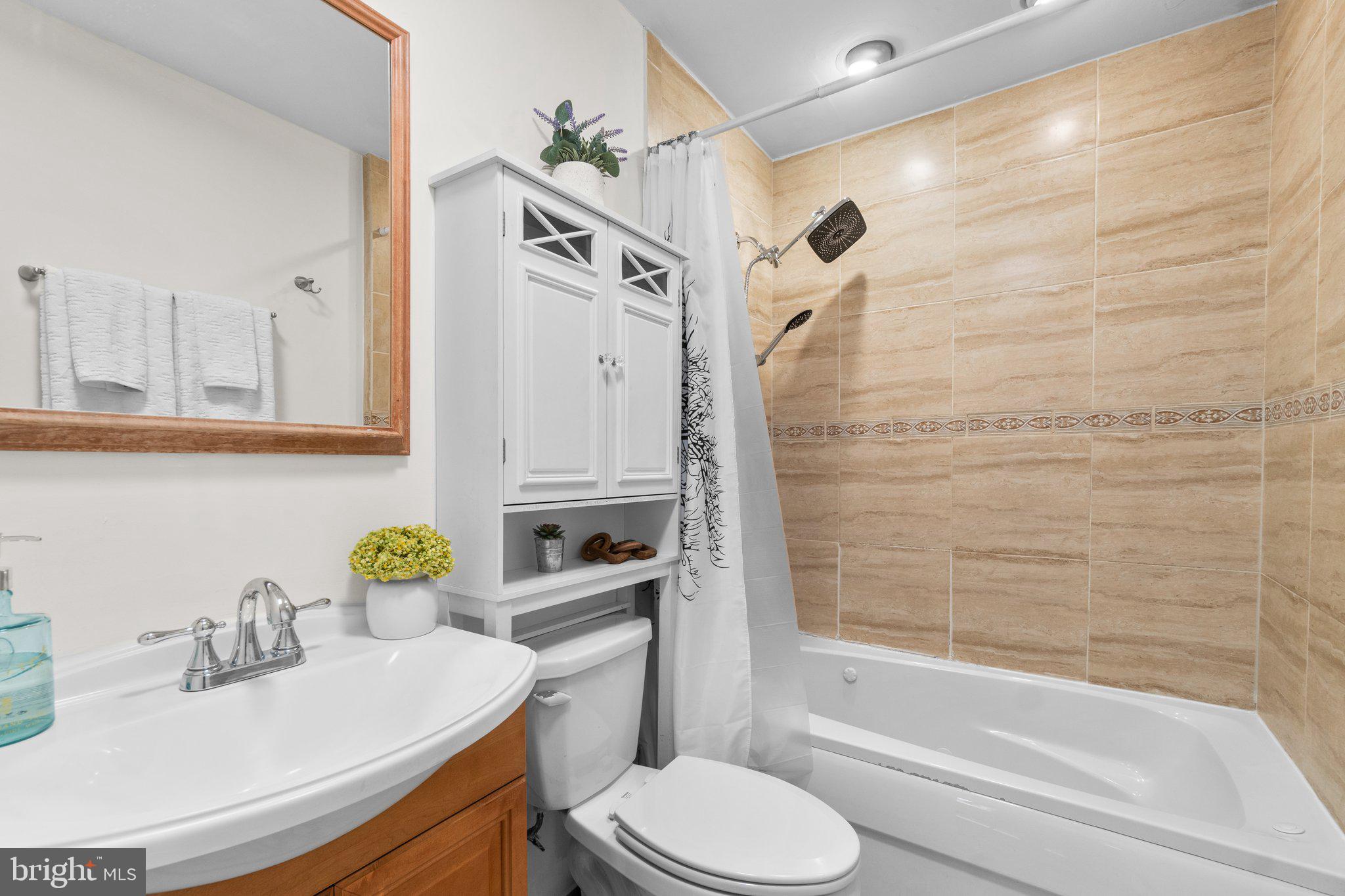 GERMANTOWN PARK - Residential