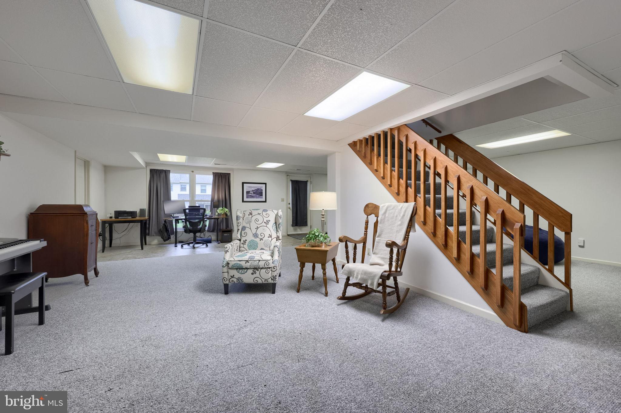 3949 BIRCHWOOD LANE