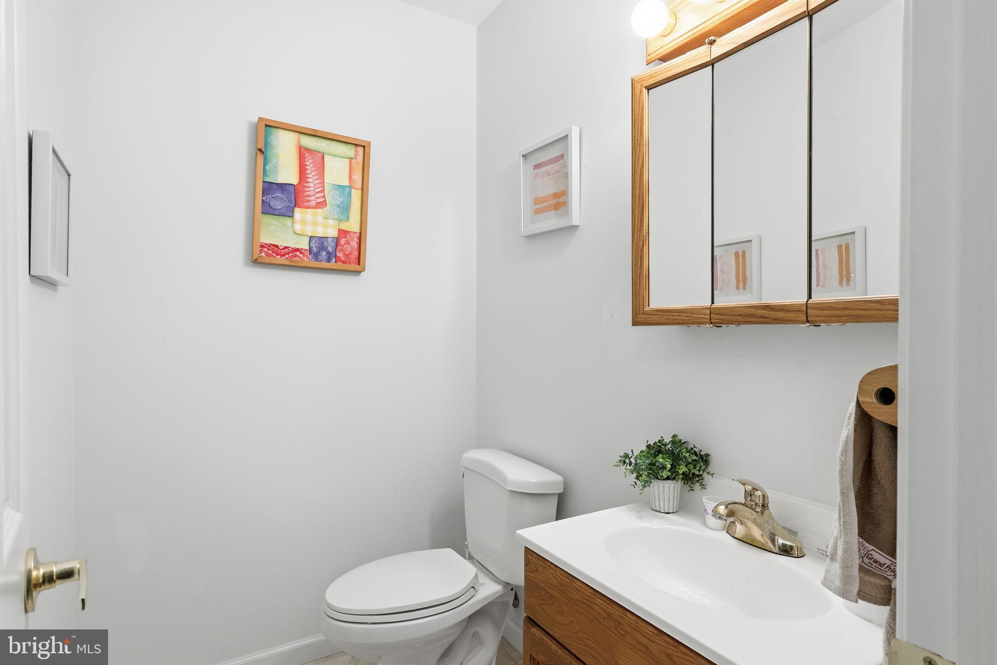 HERITAGE CR ESTS - Residential