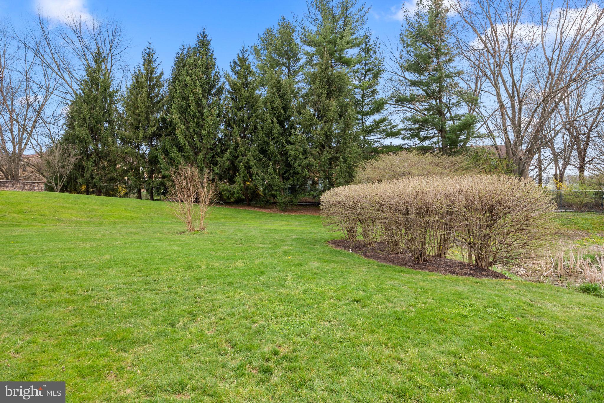 HERITAGE CR ESTS - Residential