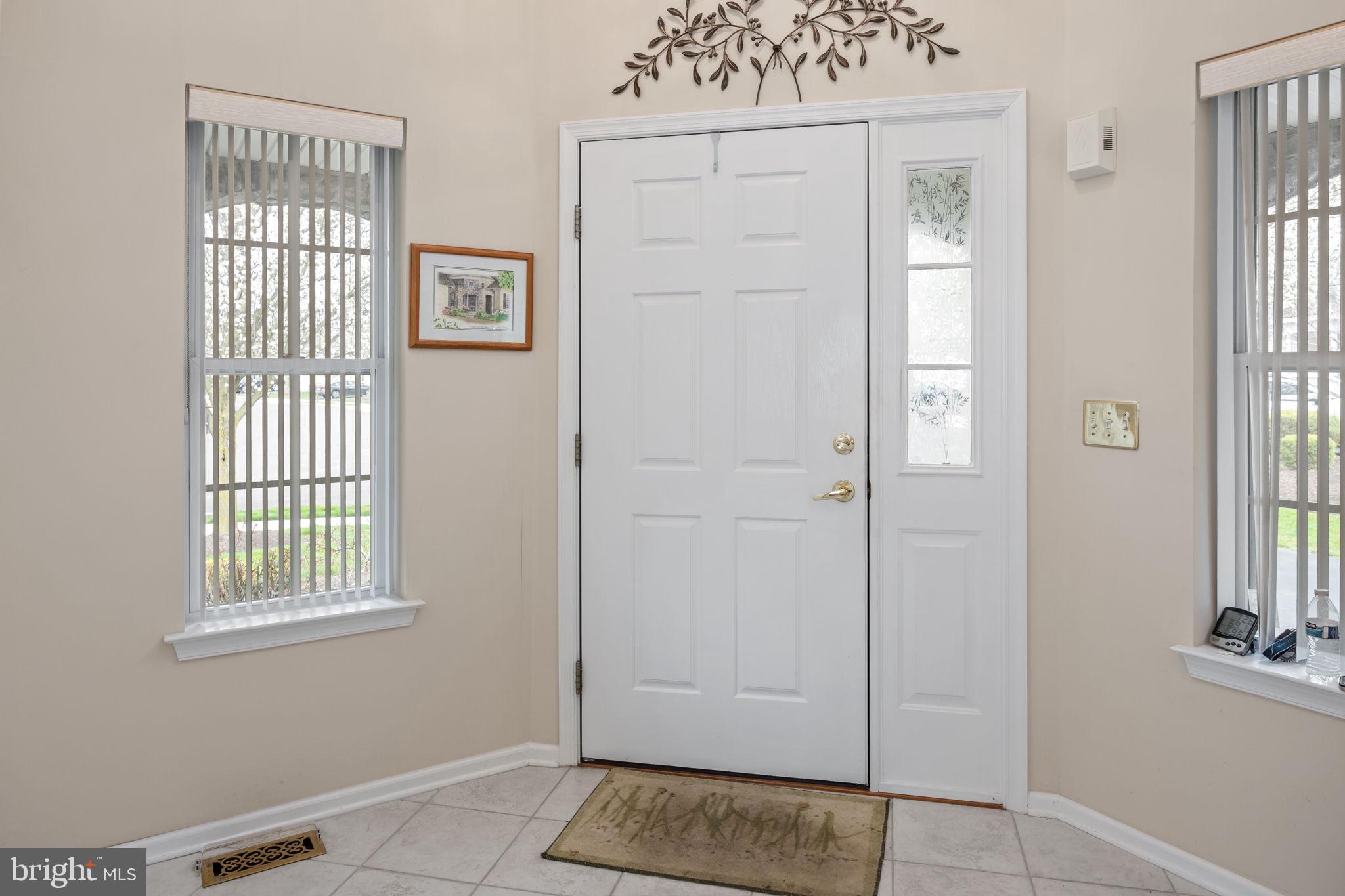 HERITAGE CR ESTS - Residential