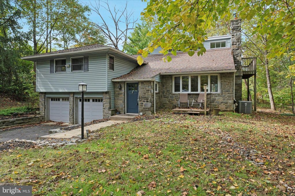 Photo of 808 Berwyn Baptist Road, DEVON, PA 19333 (MLS # PACT2110942)