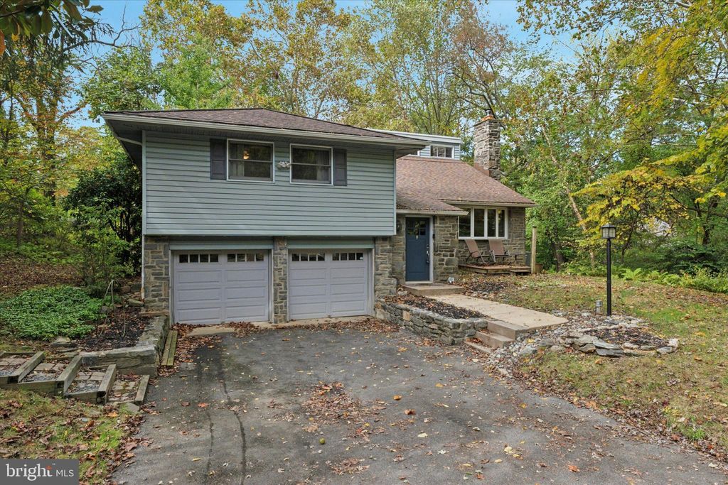 Photo of 808 Berwyn Baptist Road, DEVON, PA 19333 (MLS # PACT2110942)