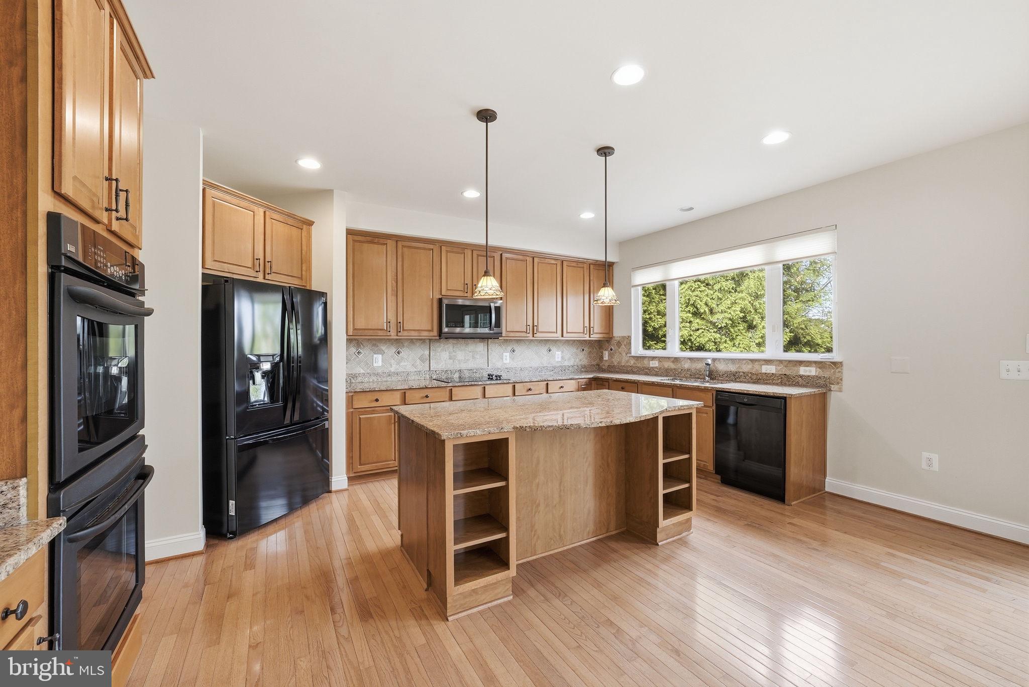 STUART ESTATES - Residential