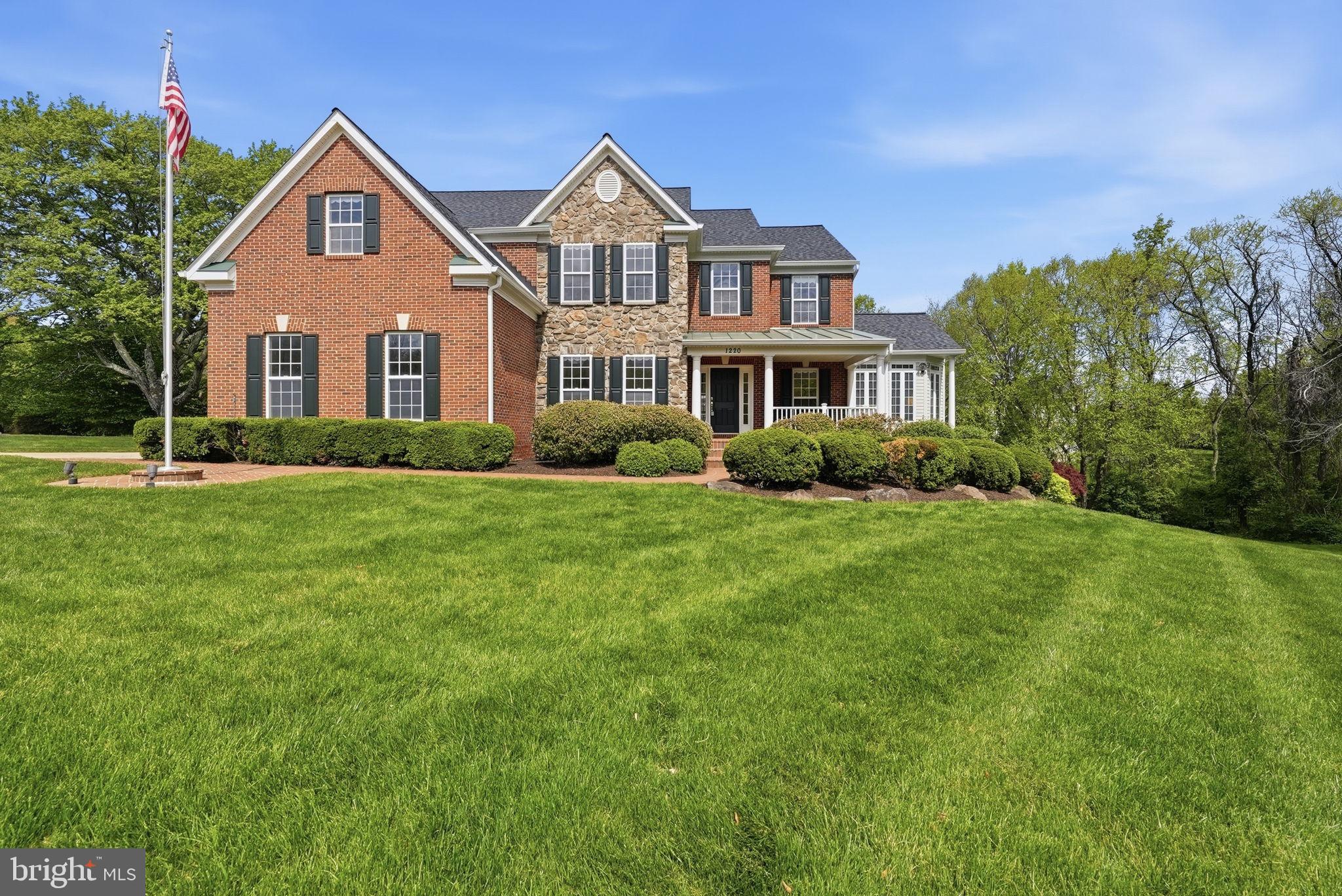 STUART ESTATES - Residential