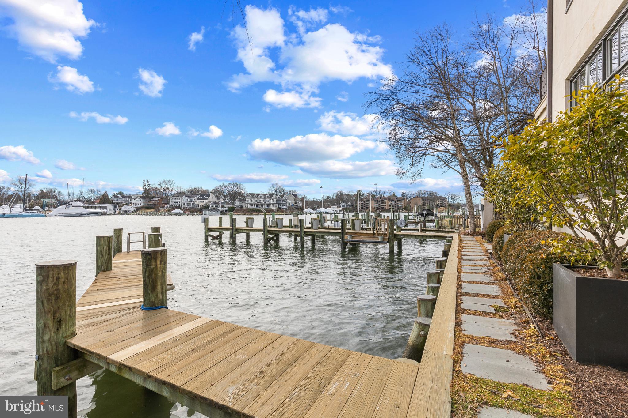 HISTORIC DISTRICT - Residential