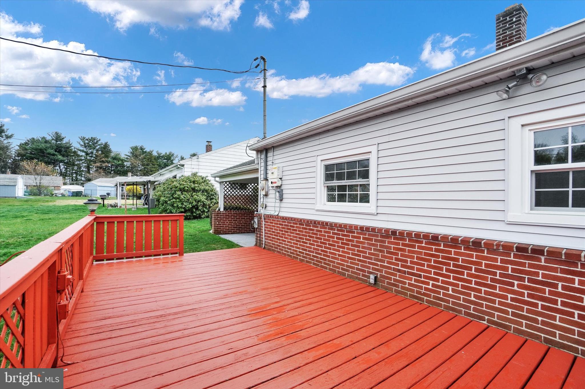 NORTH HILLS - Residential