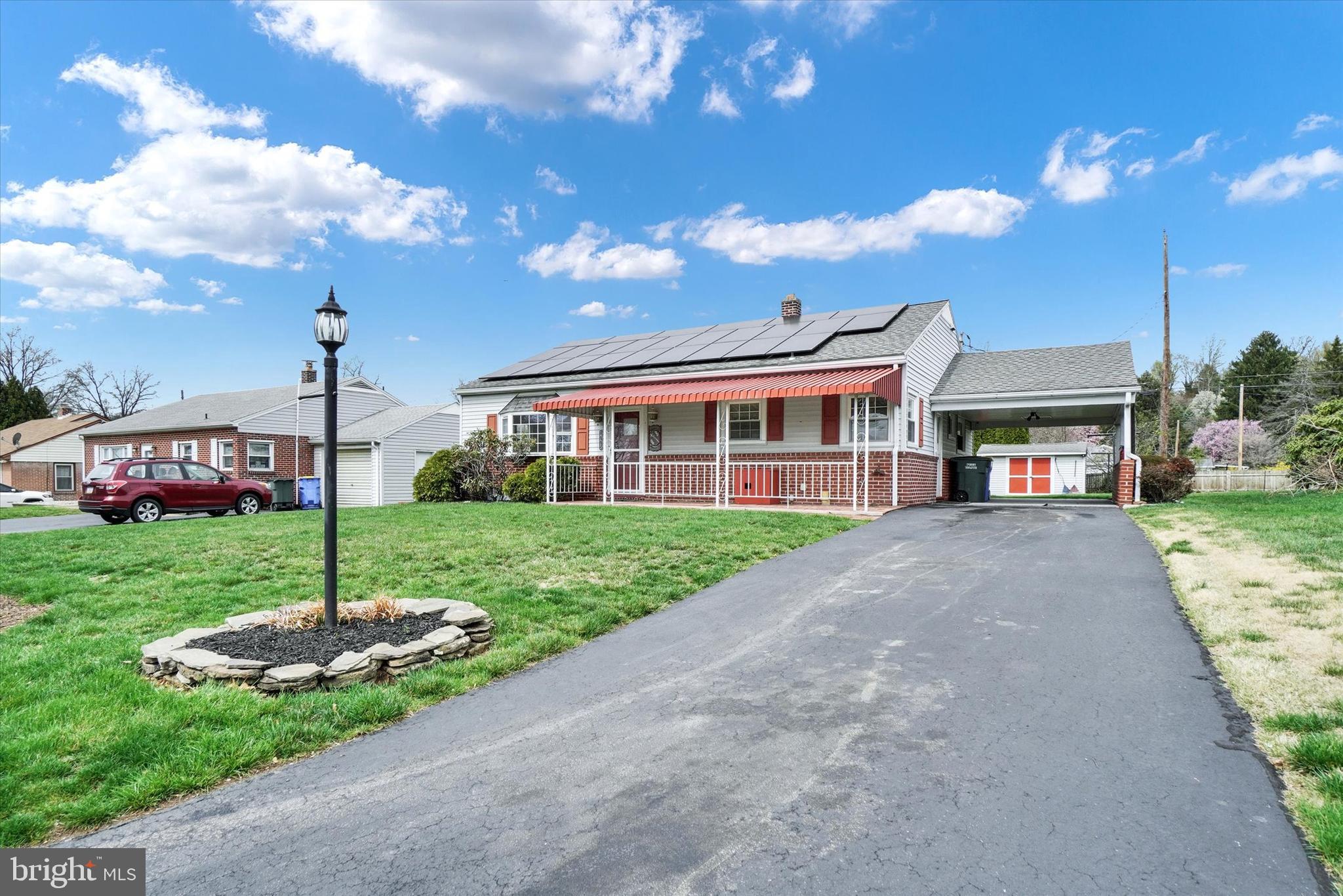 NORTH HILLS - Residential