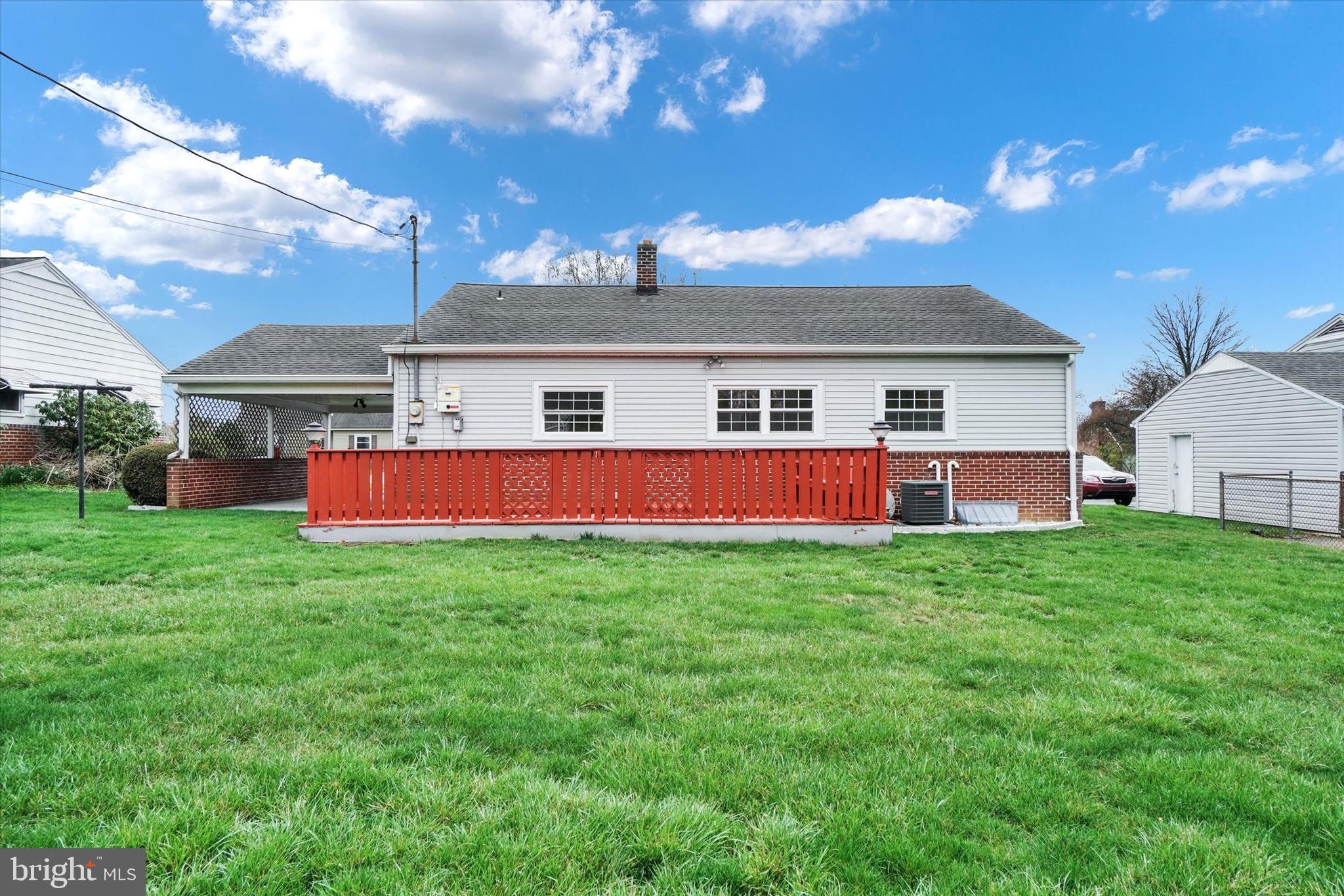 NORTH HILLS - Residential