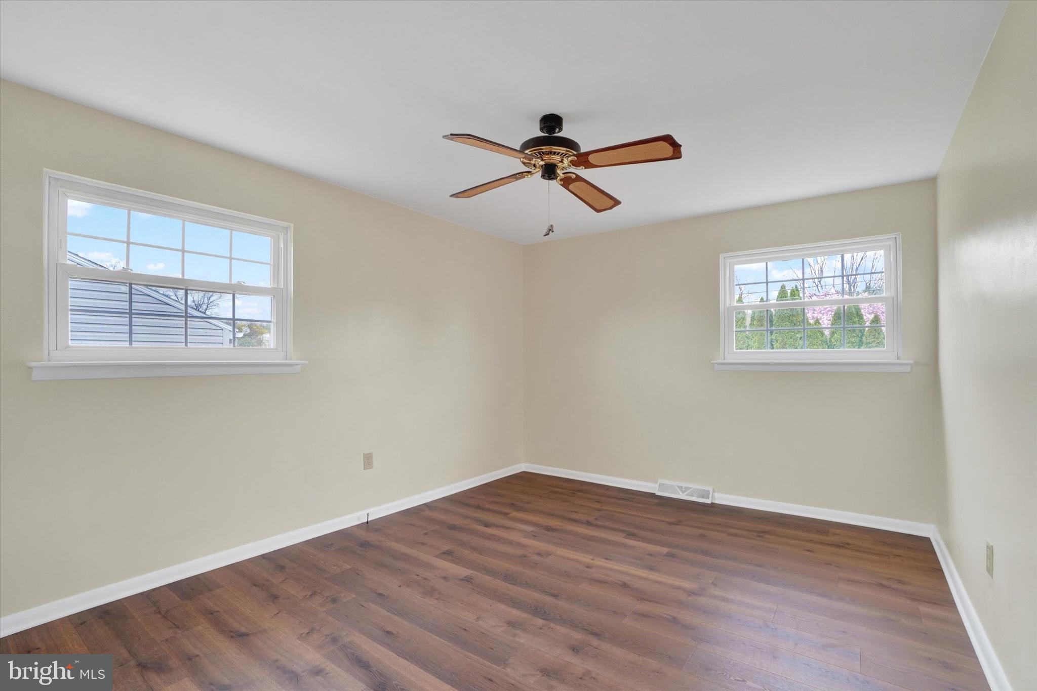 NORTH HILLS - Residential