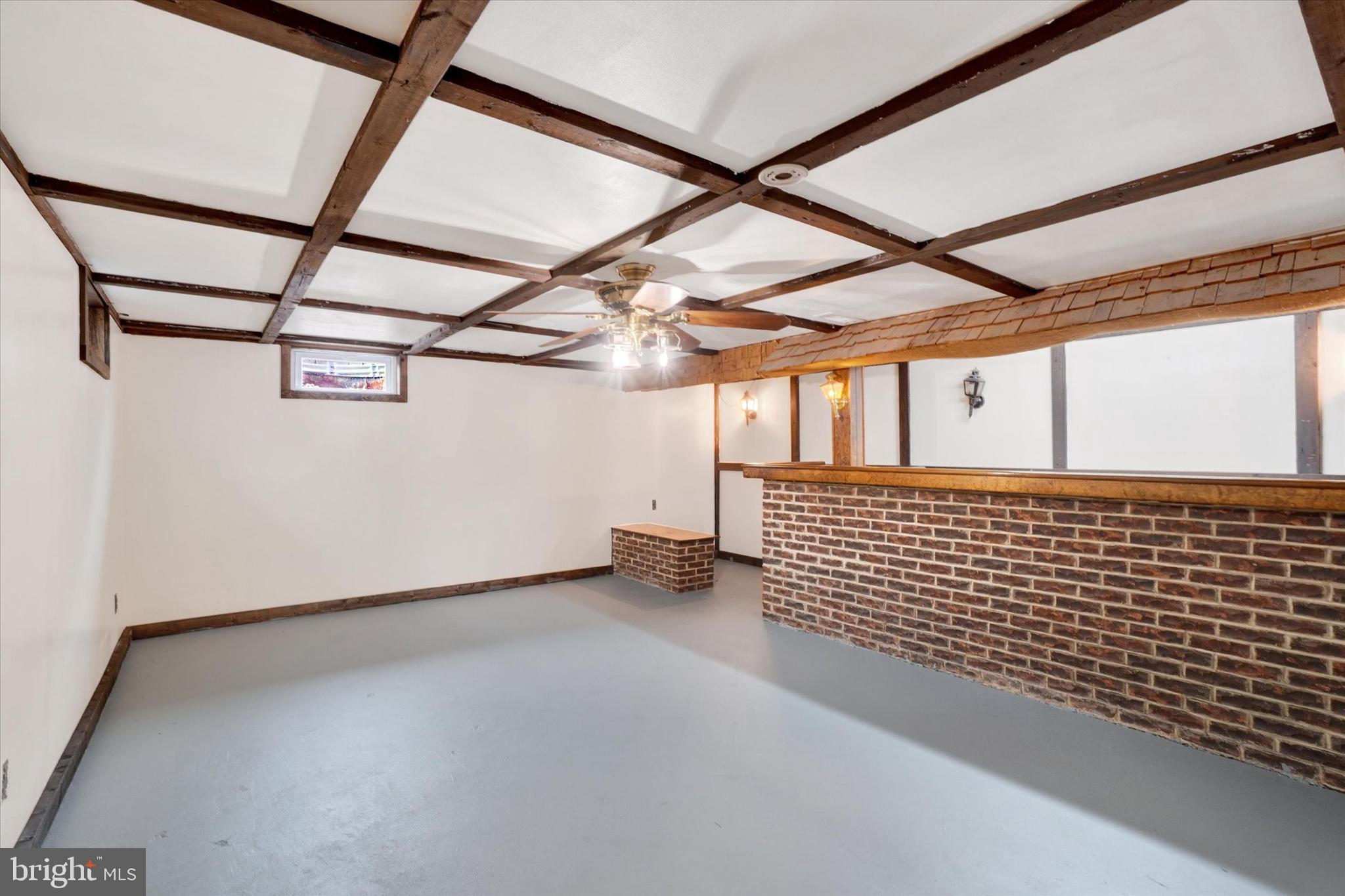 NORTH HILLS - Residential