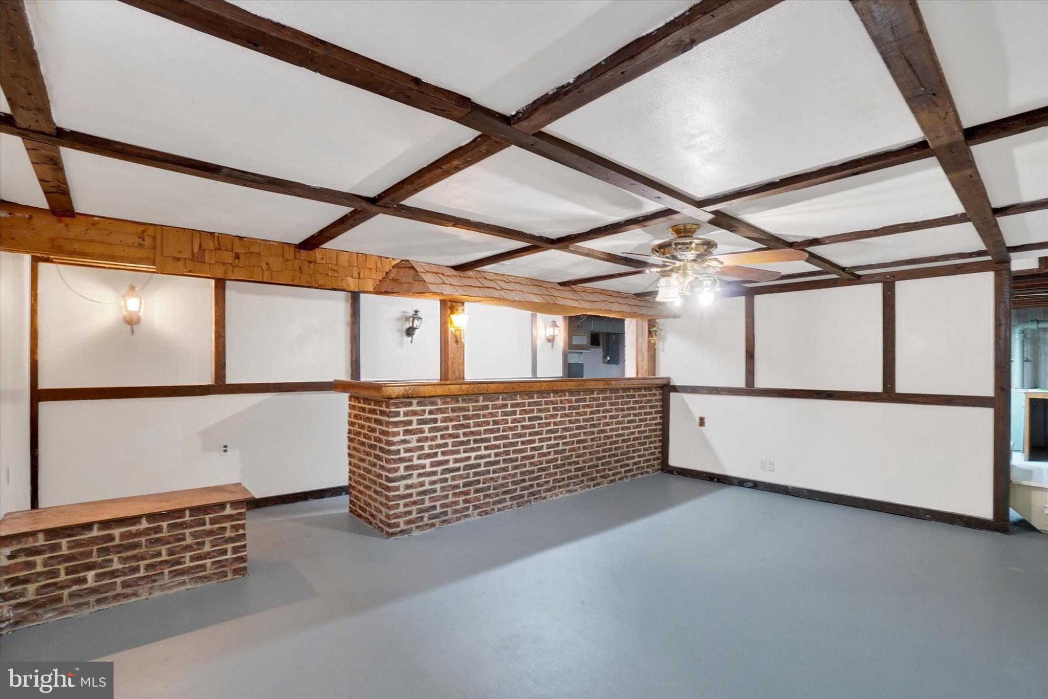 NORTH HILLS - Residential