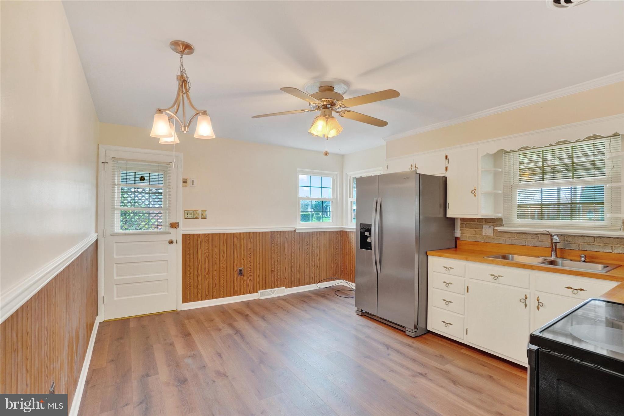 NORTH HILLS - Residential