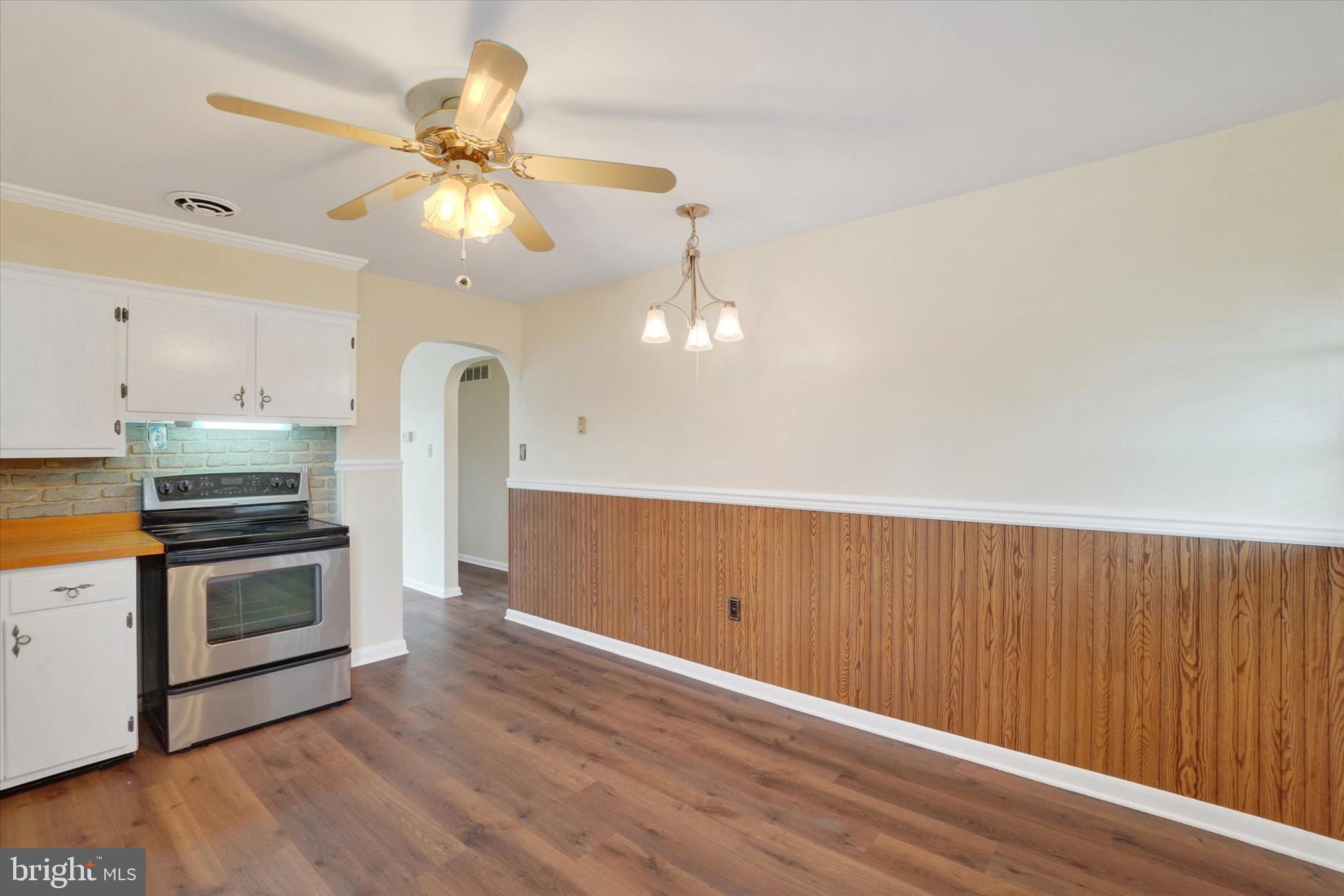 NORTH HILLS - Residential