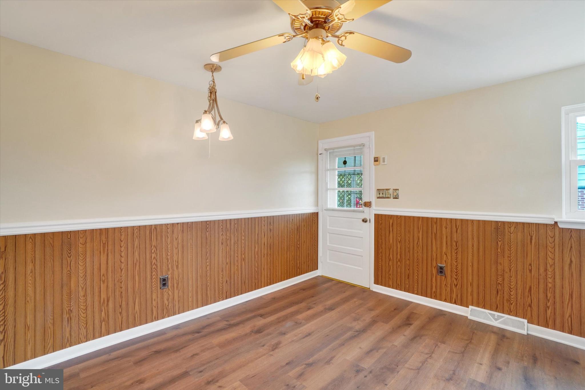 NORTH HILLS - Residential