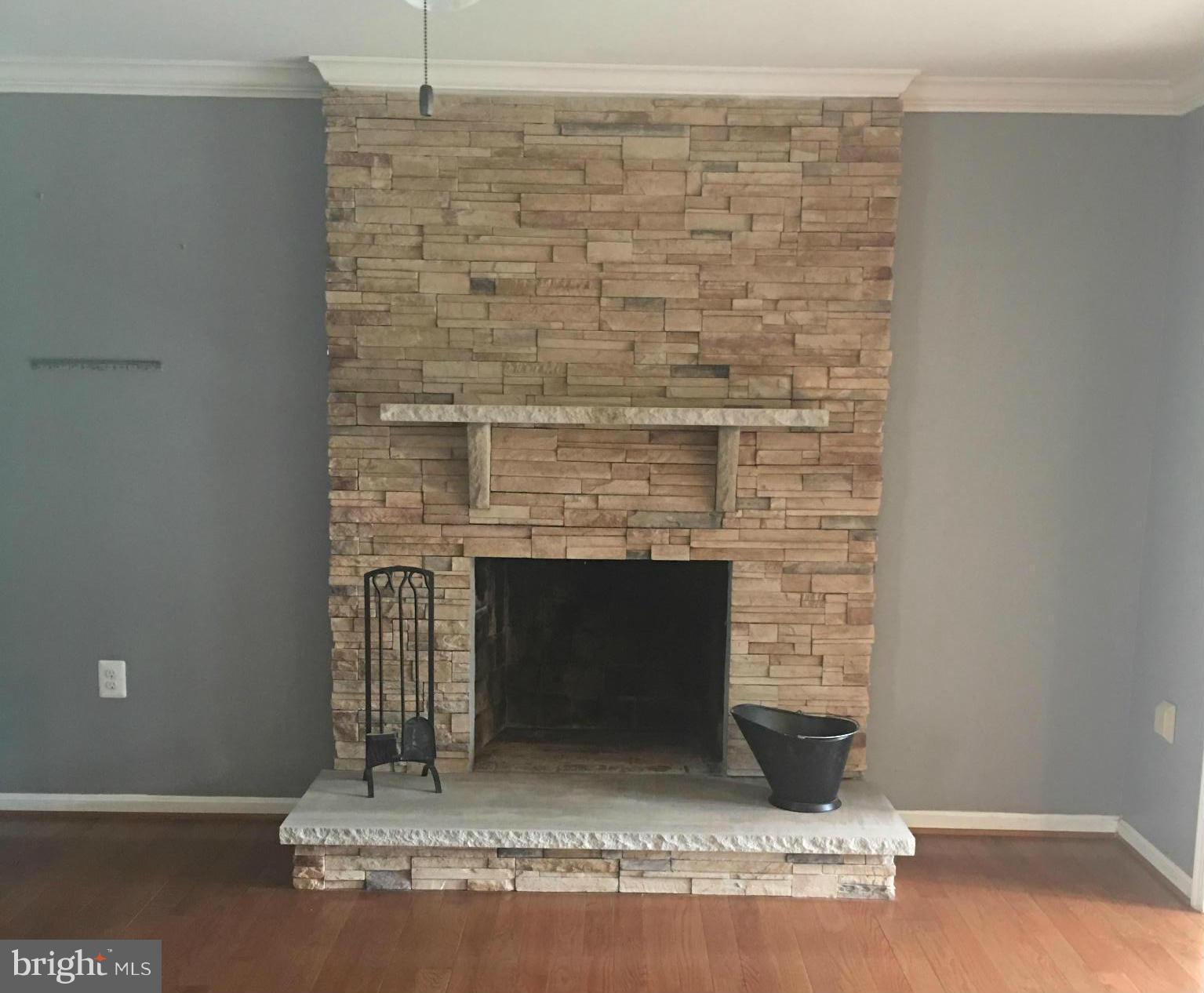 BROWN & HOOFF - Residential