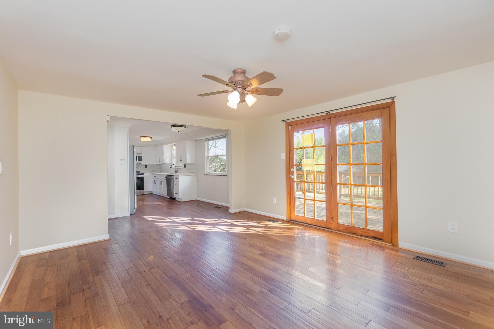 TIMBER GROVE - Residential