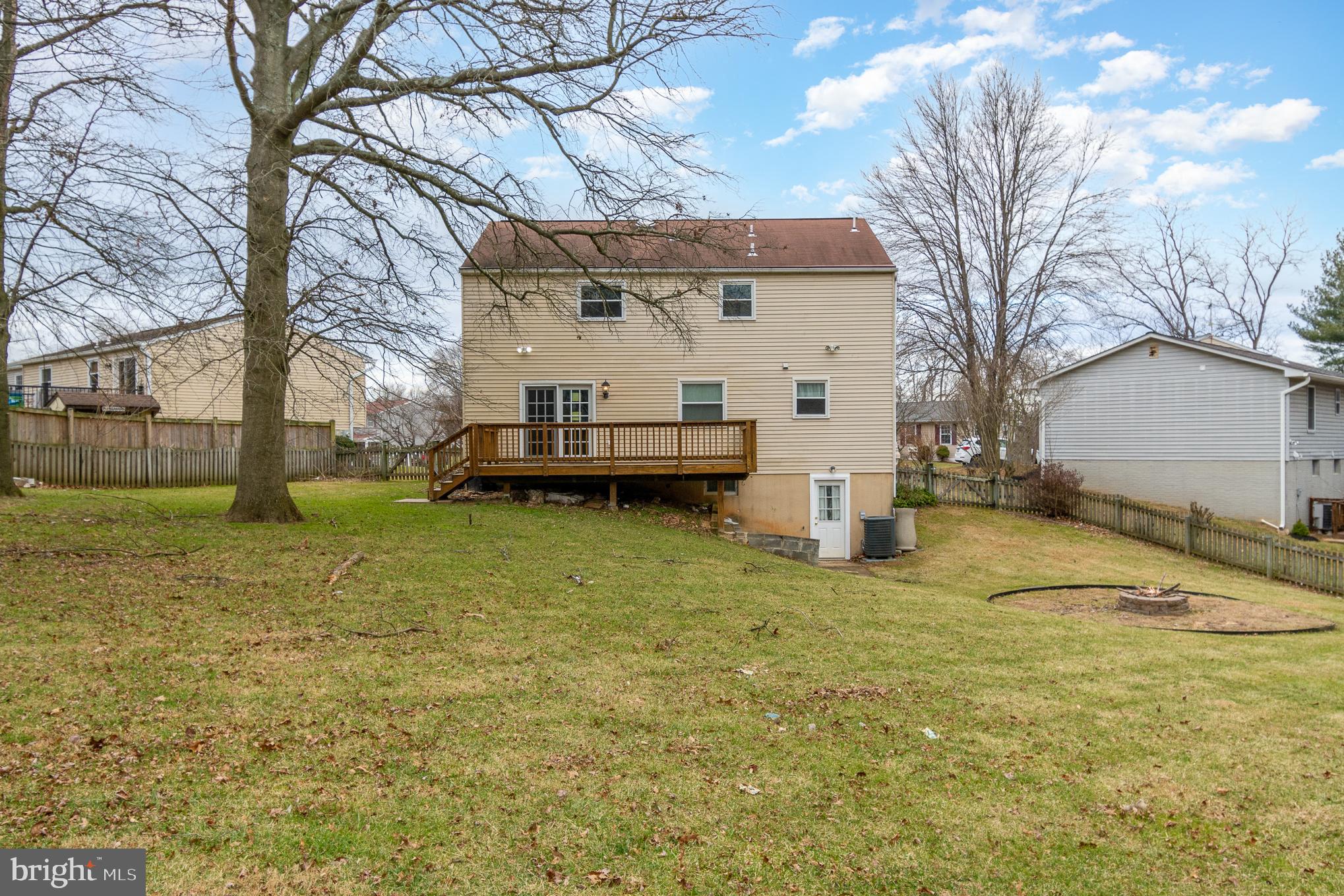 TIMBER GROVE - Residential