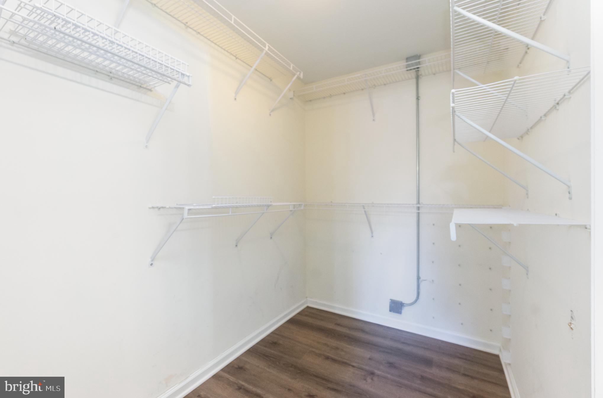 TIMBER GROVE - Residential