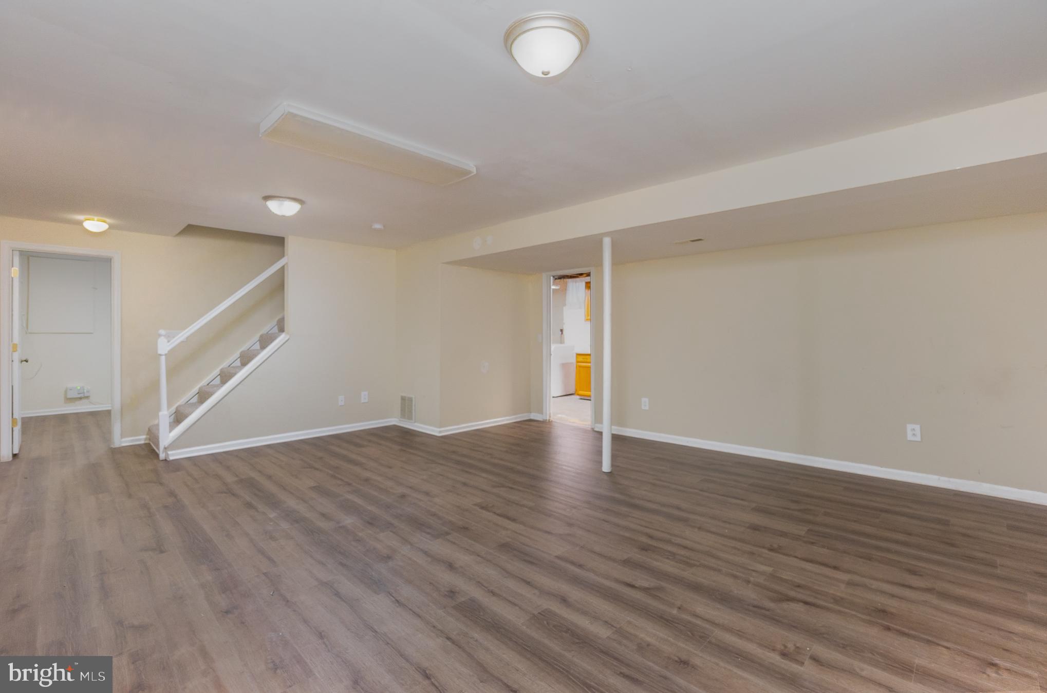 TIMBER GROVE - Residential