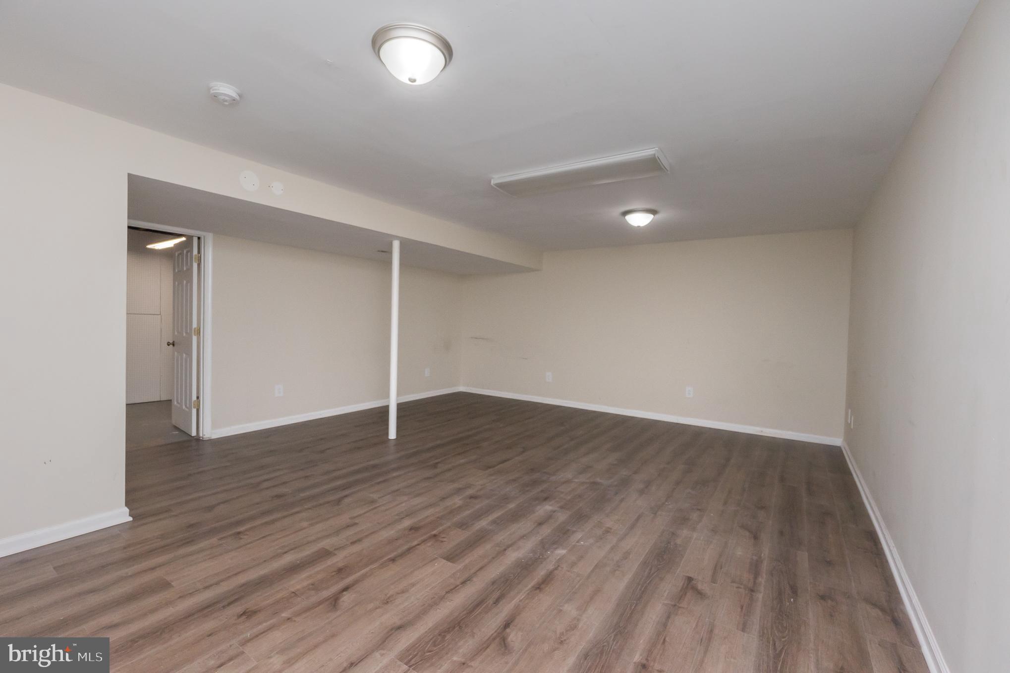 TIMBER GROVE - Residential