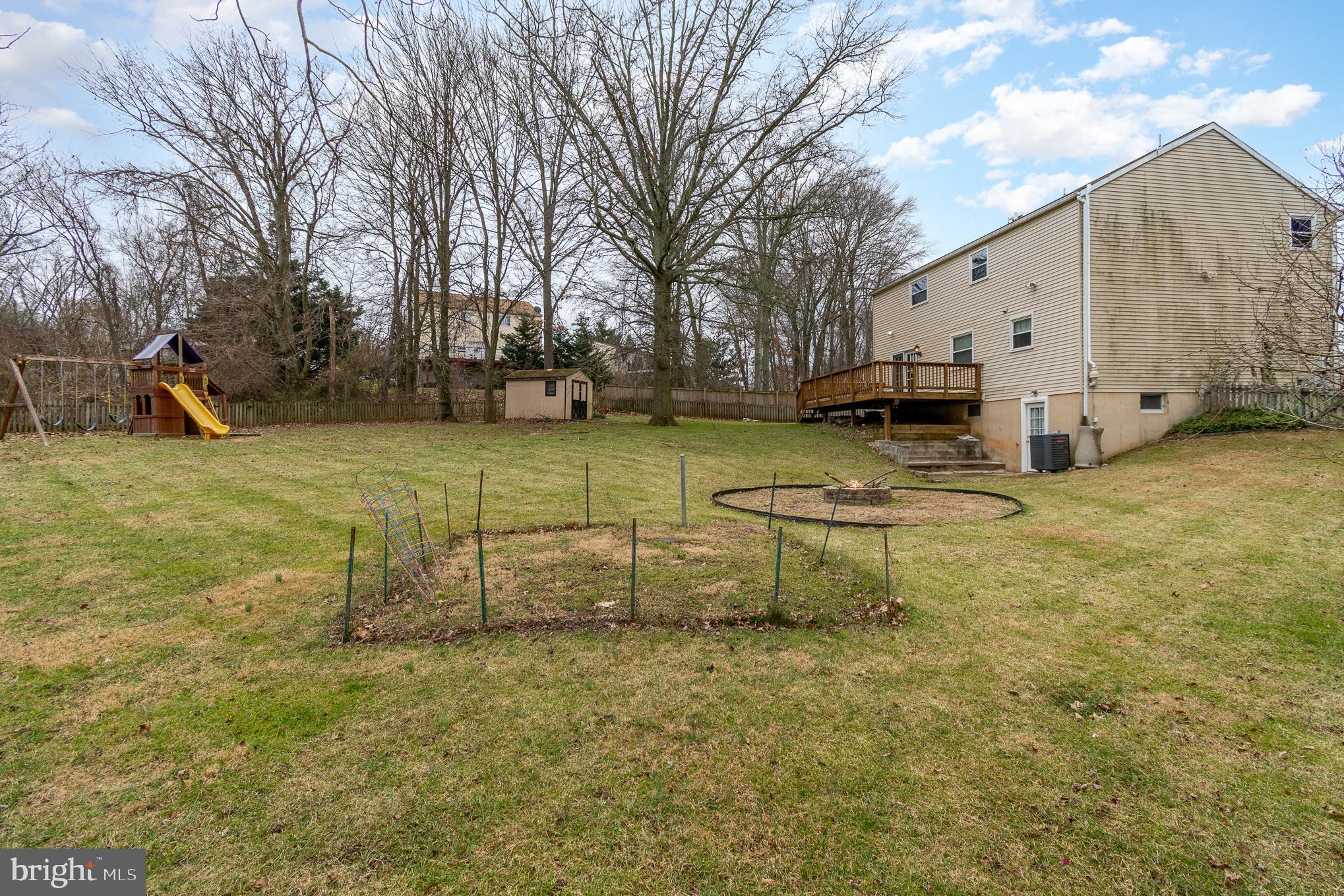 TIMBER GROVE - Residential