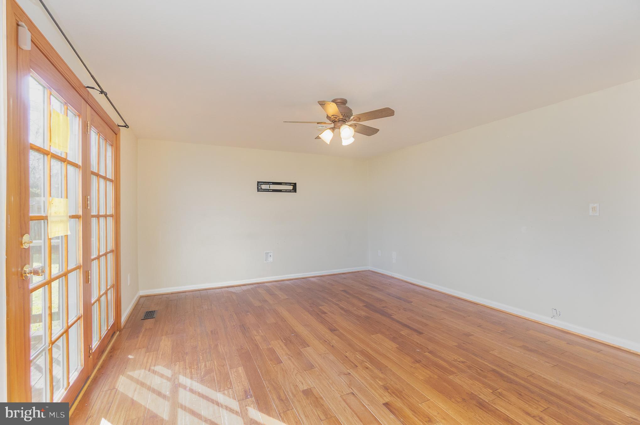 TIMBER GROVE - Residential