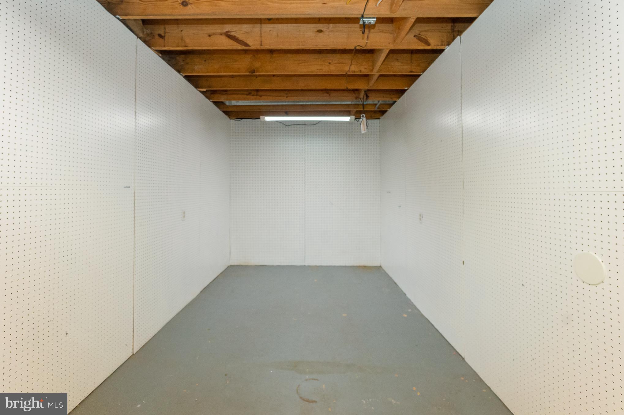 TIMBER GROVE - Residential