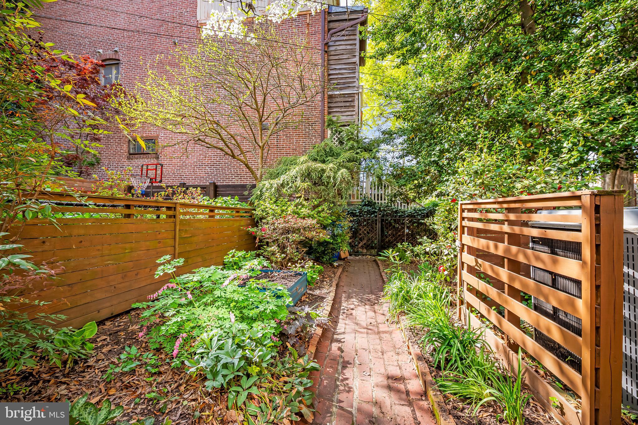 BOLTON HILL HISTORIC DISTRICT - Residential