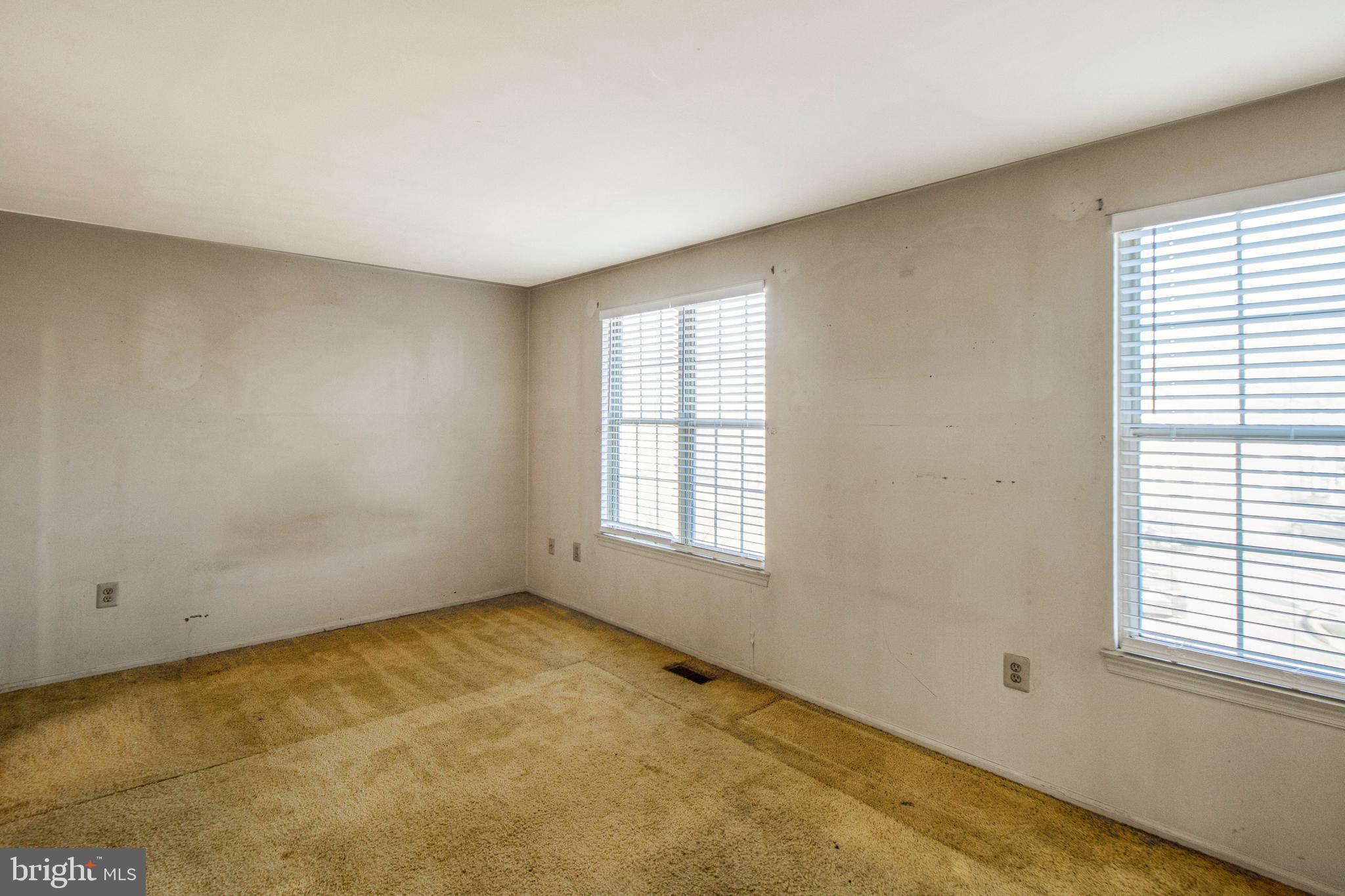 LAKE VILLAGE MANOR - Residential