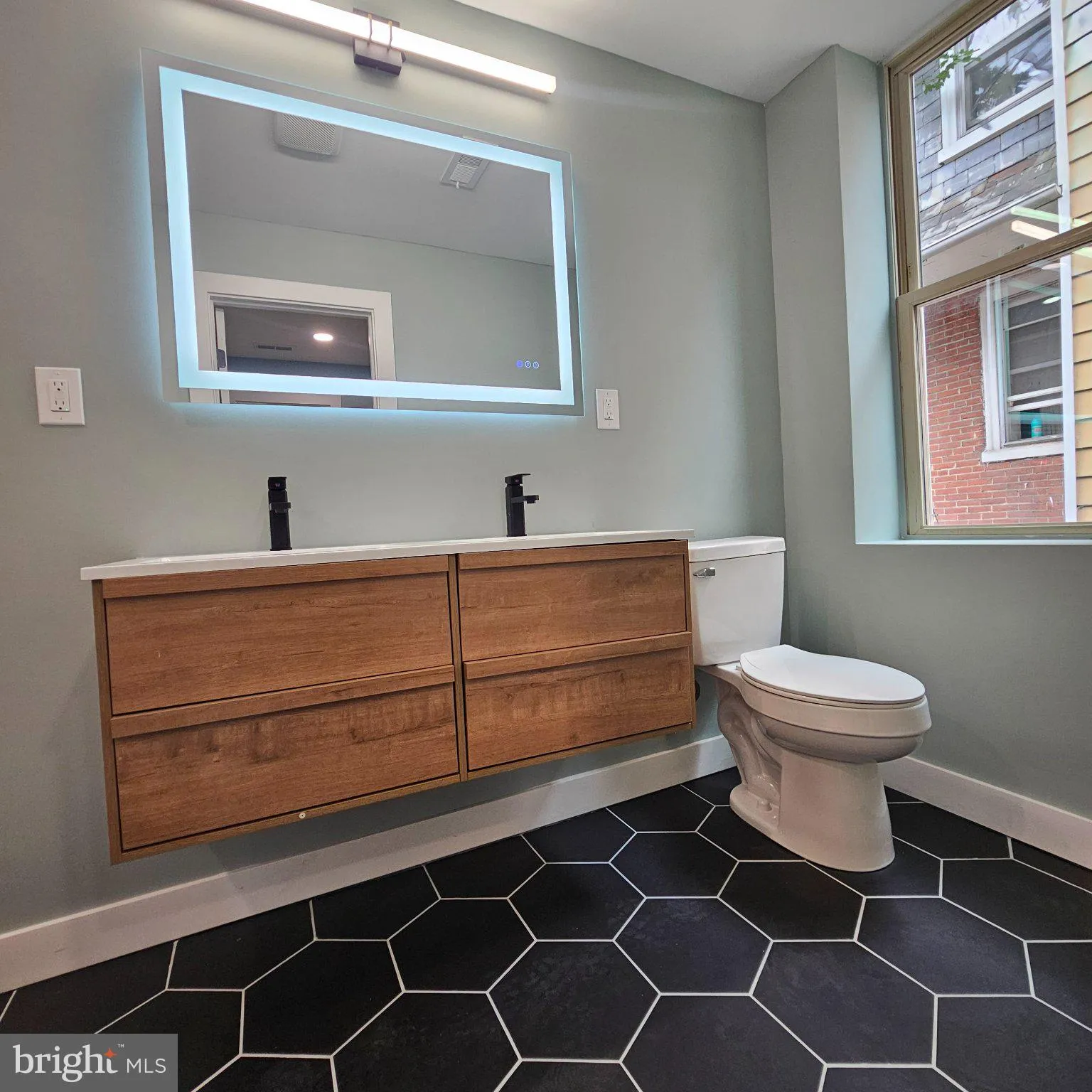 Additional image 37 of 4919 N 13th Street, Philadelphia, PA 19141