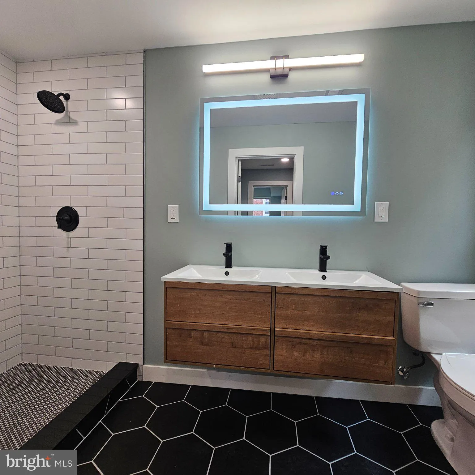 Additional image 35 of 4919 N 13th Street, Philadelphia, PA 19141