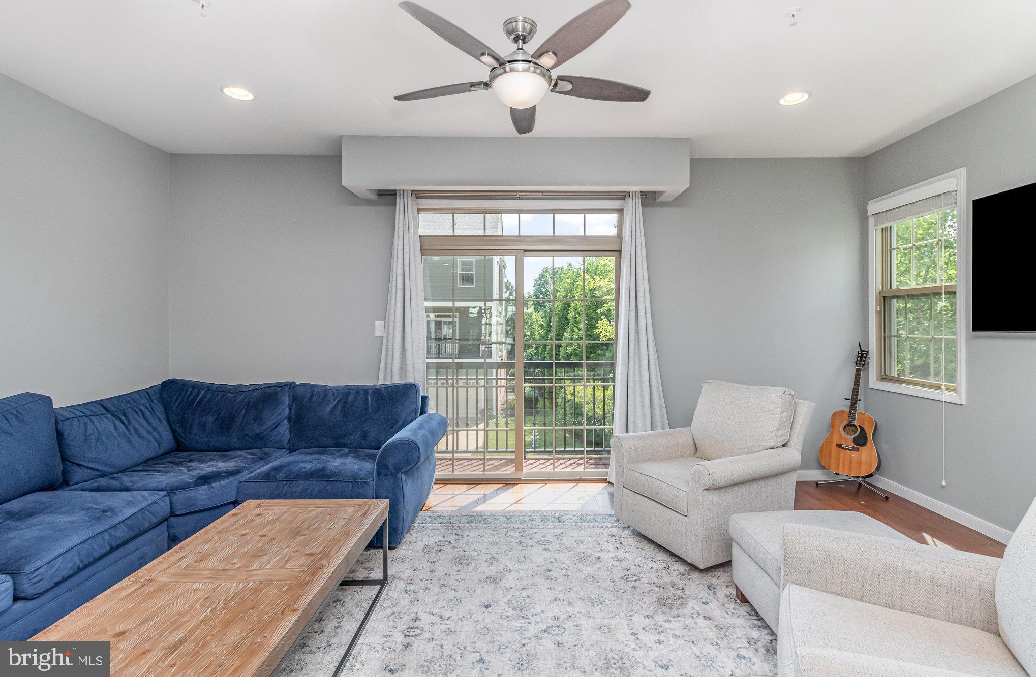 10939 PARKSHIRE LANE