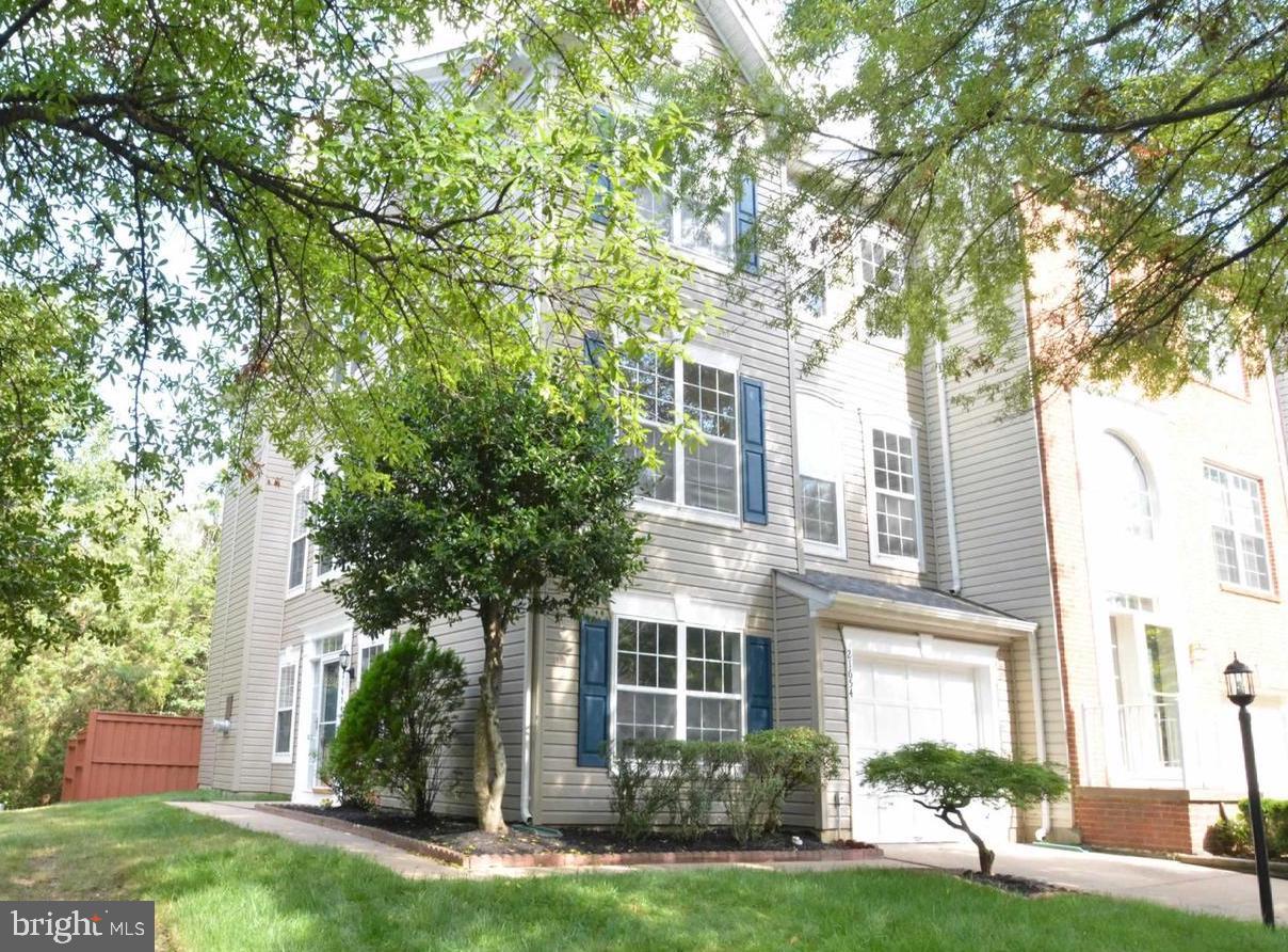 BROADLANDS - Residential